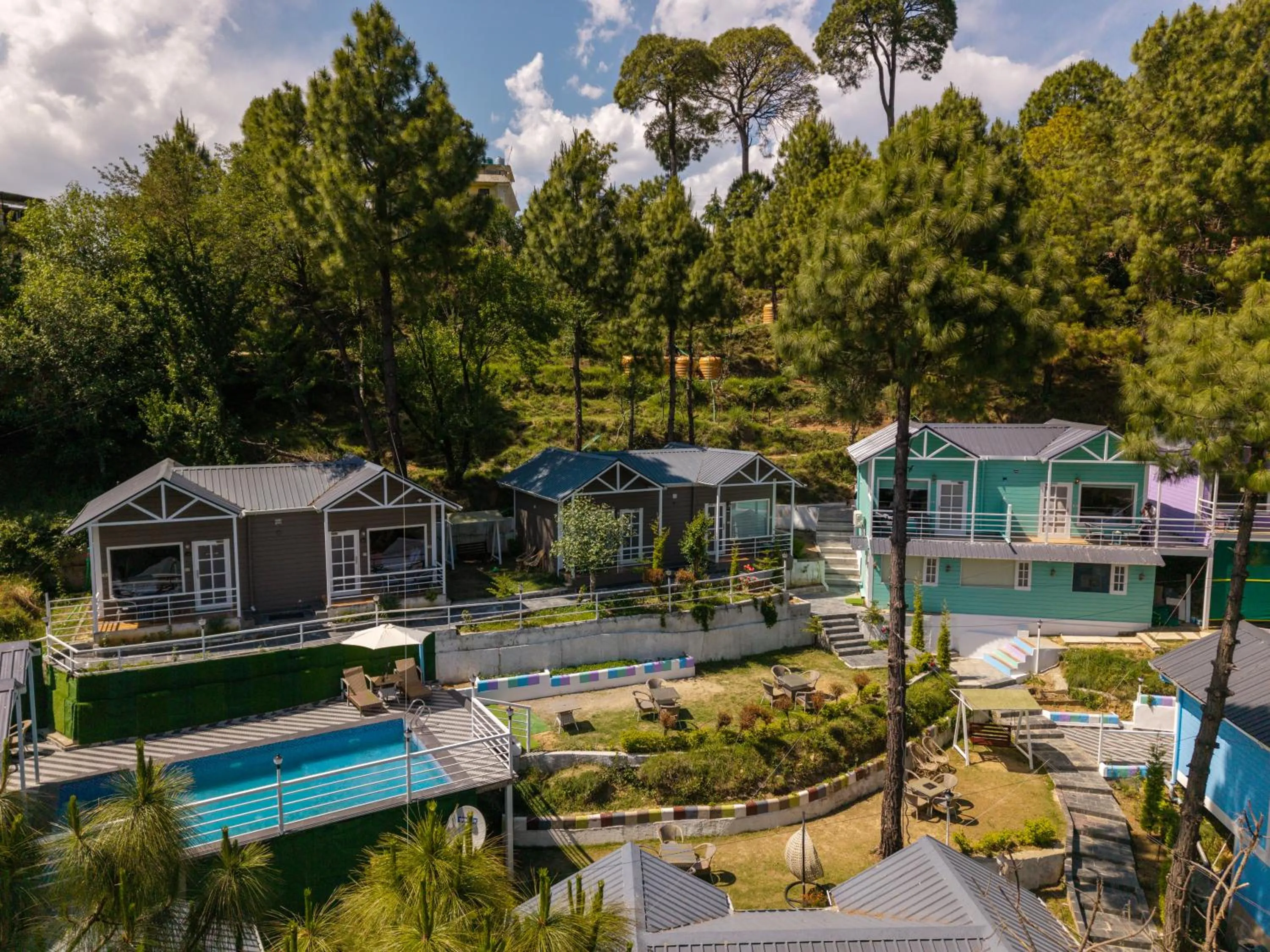 DLS Nature Trinket Resort - Dalhousie with Swimming Pool