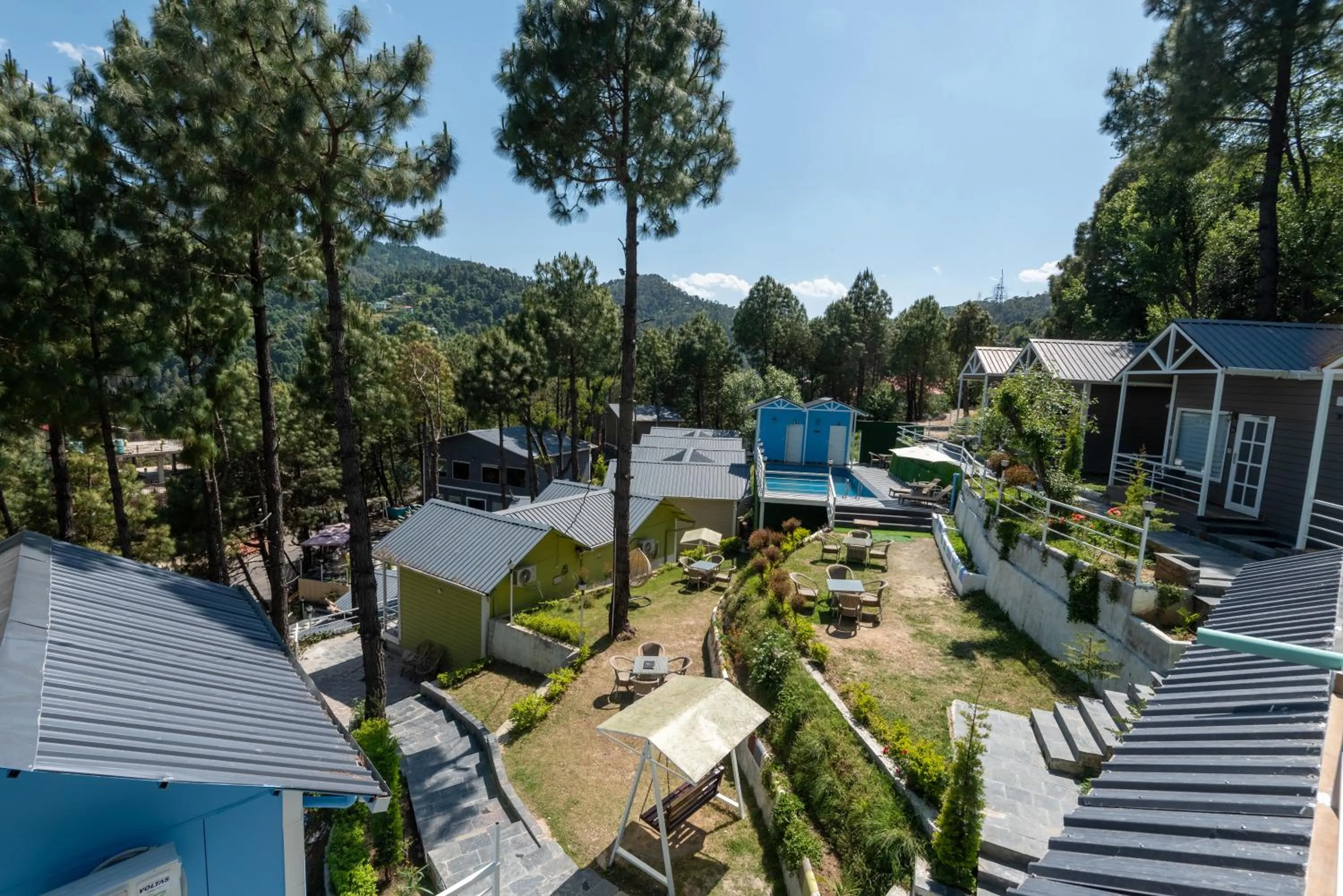 Garden in DLS Nature Trinket Resort - Dalhousie with Swimming Pool