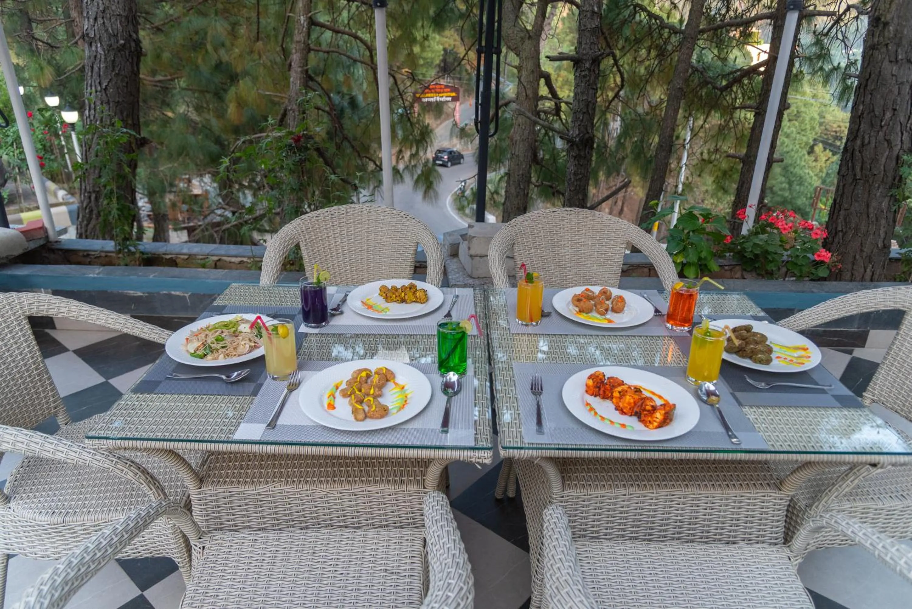 Food and drinks in DLS Nature Trinket Resort - Dalhousie with Swimming Pool