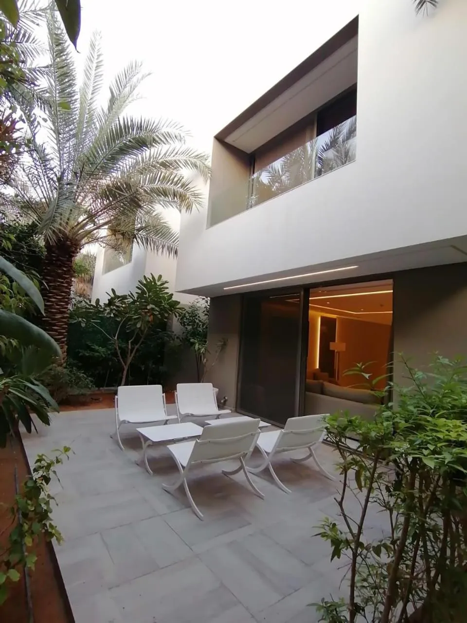 Day in Vivienda Hada Residences