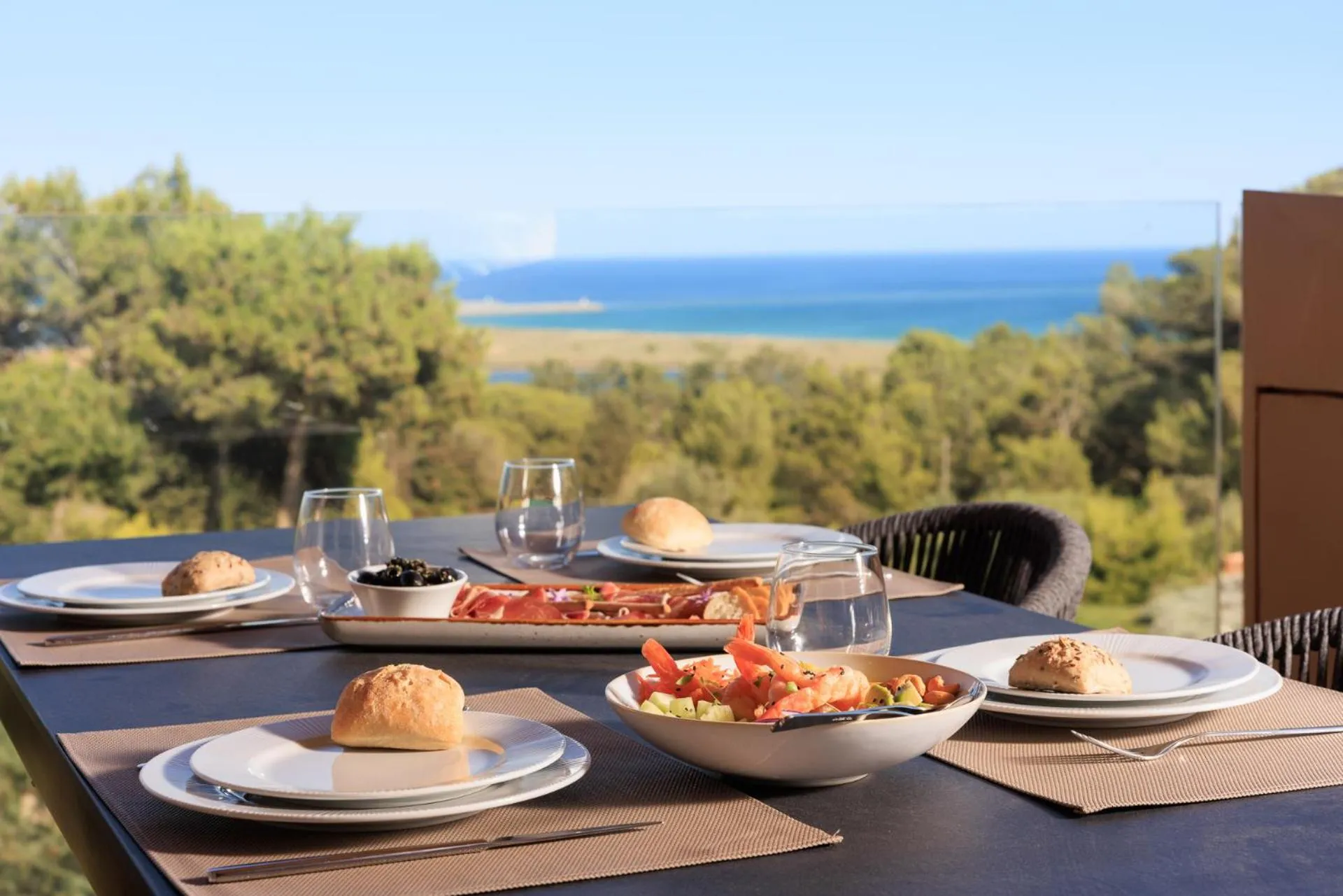 Food in Palmares Signature Apartments