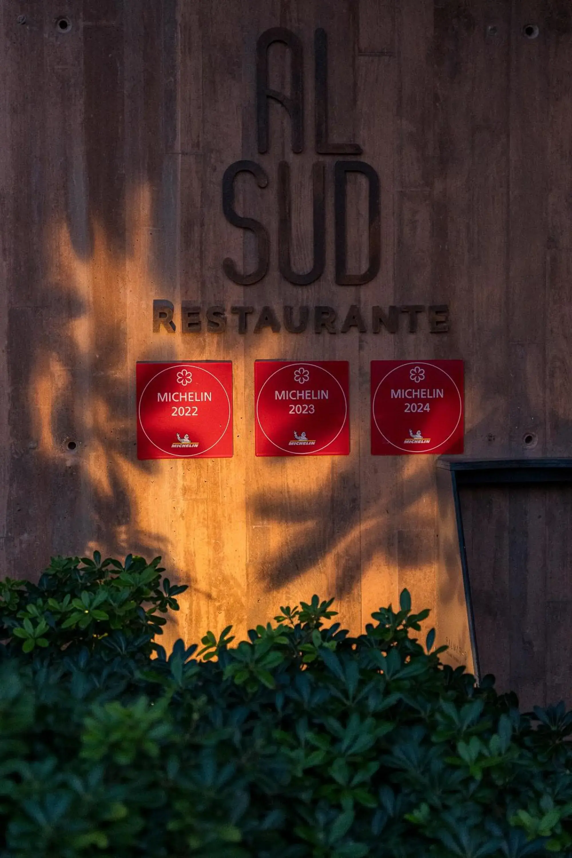 Restaurant/places to eat in Palmares Signature Apartments Restaurant/places to eat in Palmares Signature Apartments