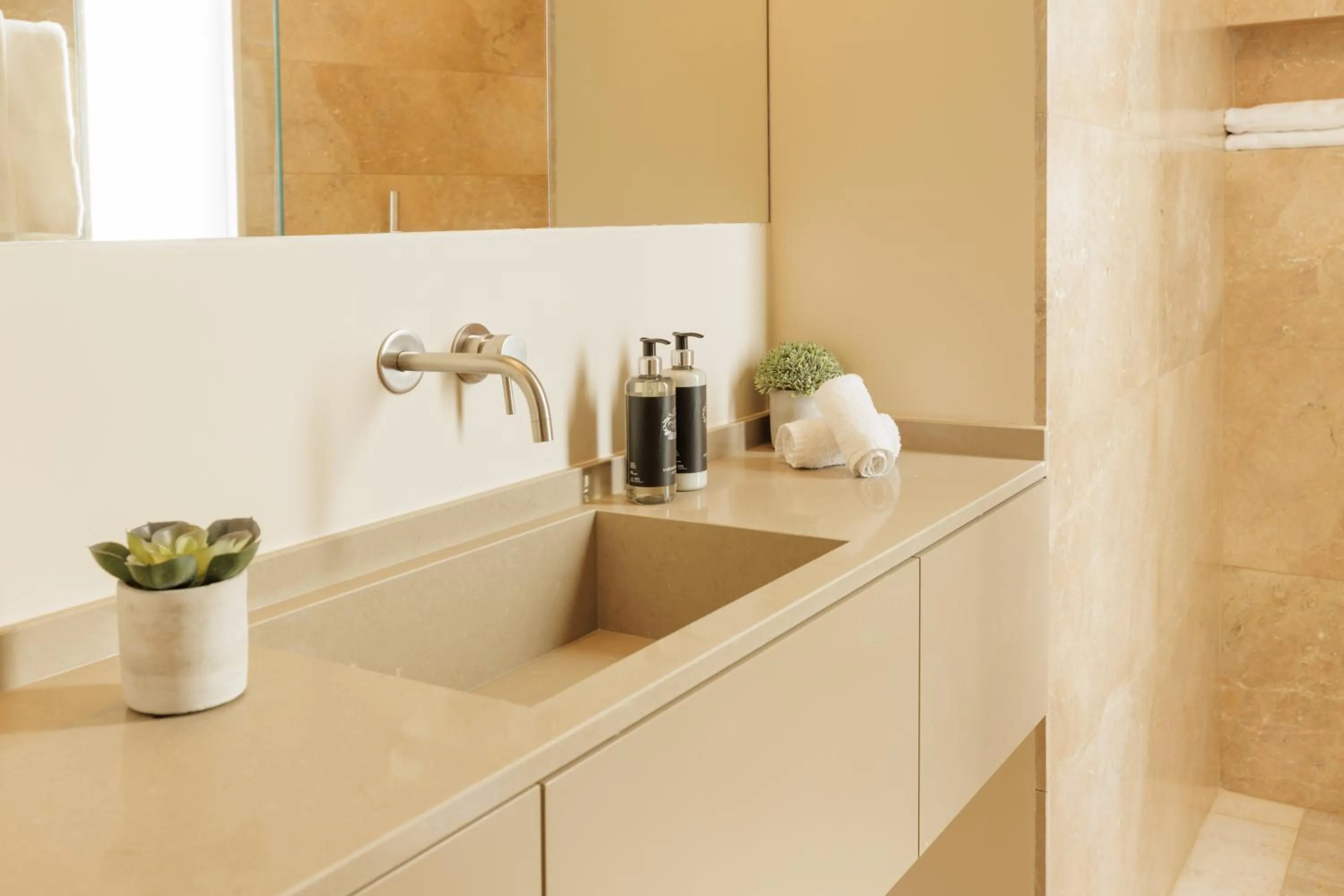 Bathroom in Palmares Signature Apartments