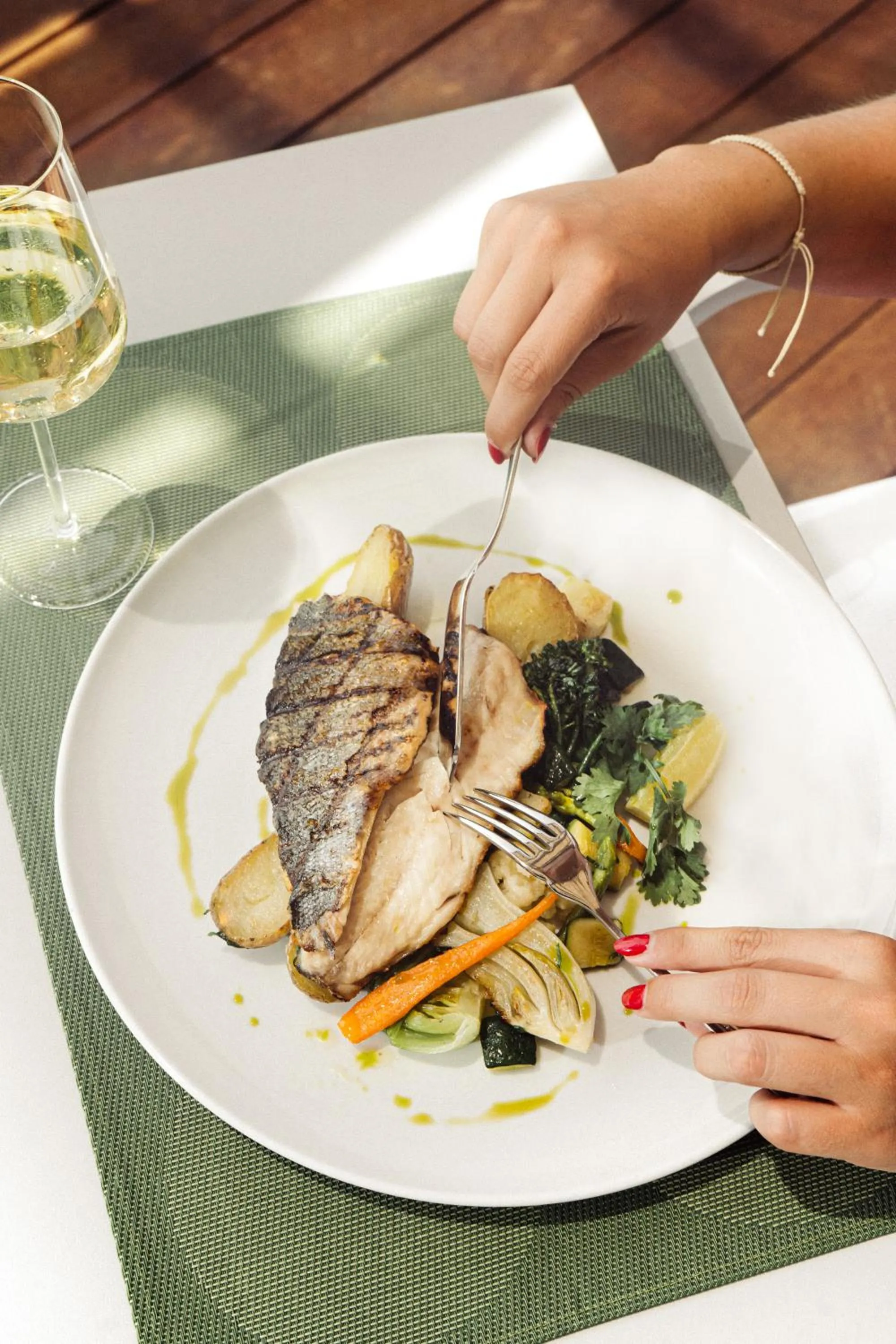 Restaurant/places to eat in Palmares Signature Apartments