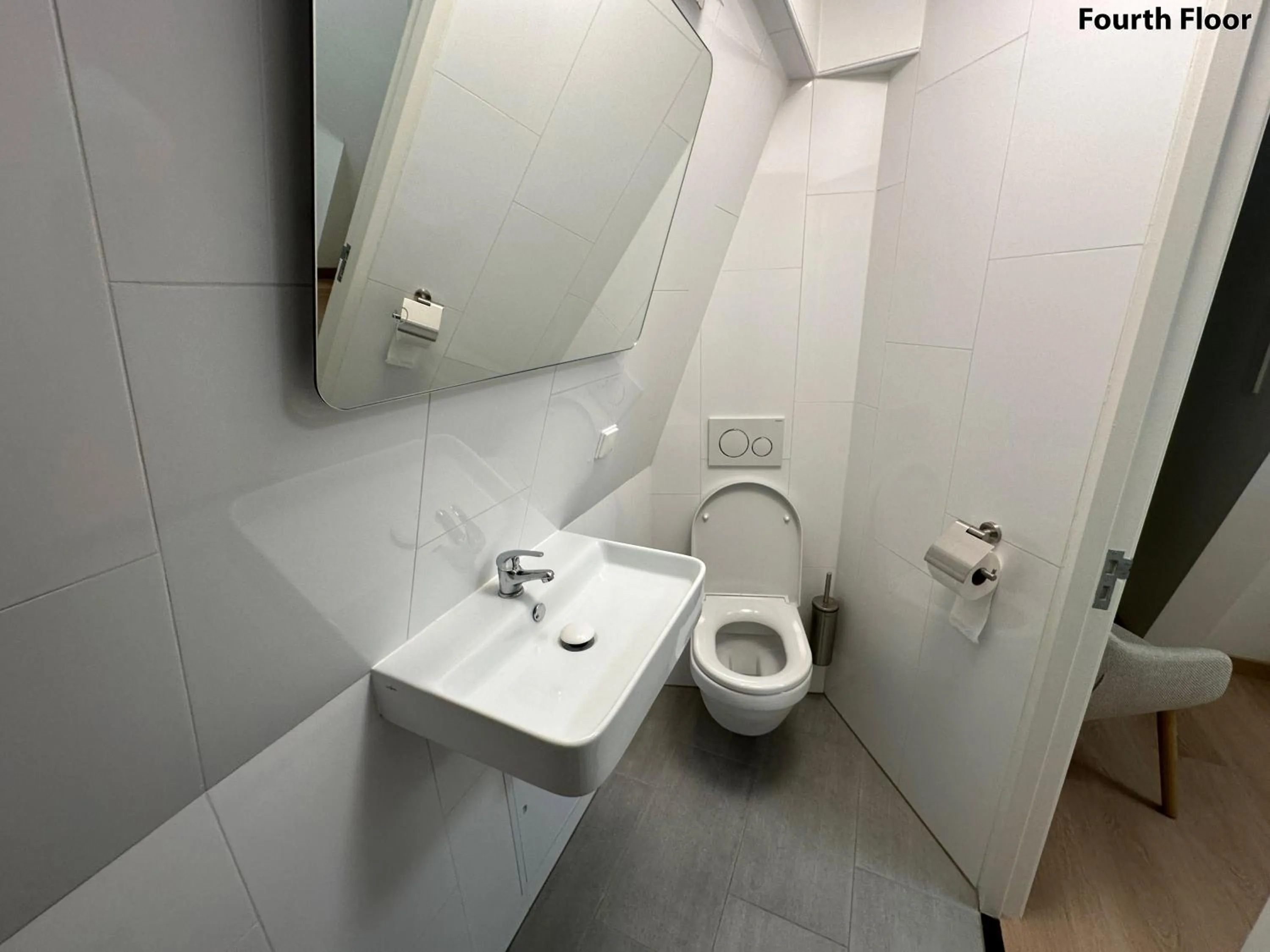 Toilet in Voyagers Amsterdam