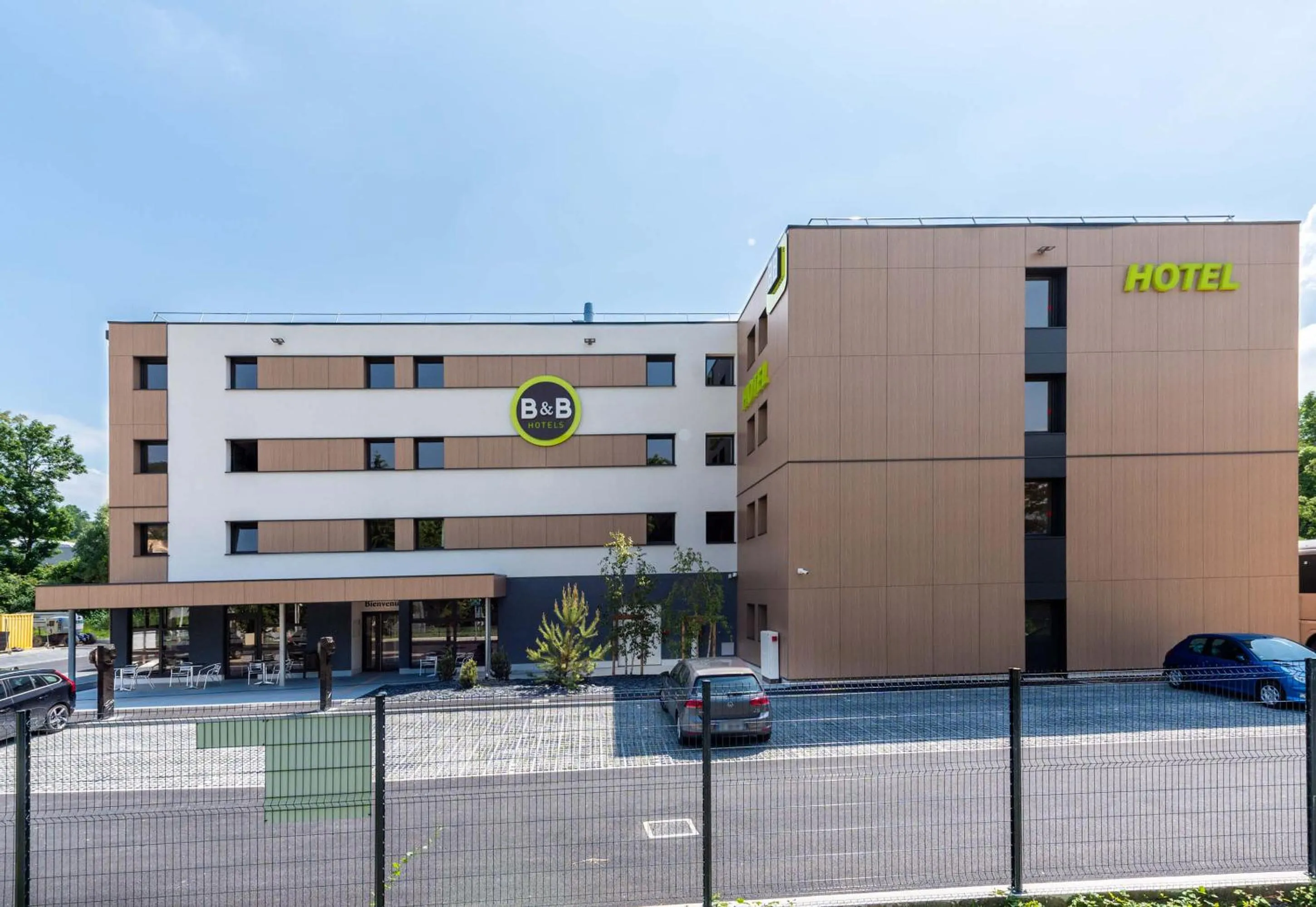 Property building in B&B HOTEL Aix-les-Bains