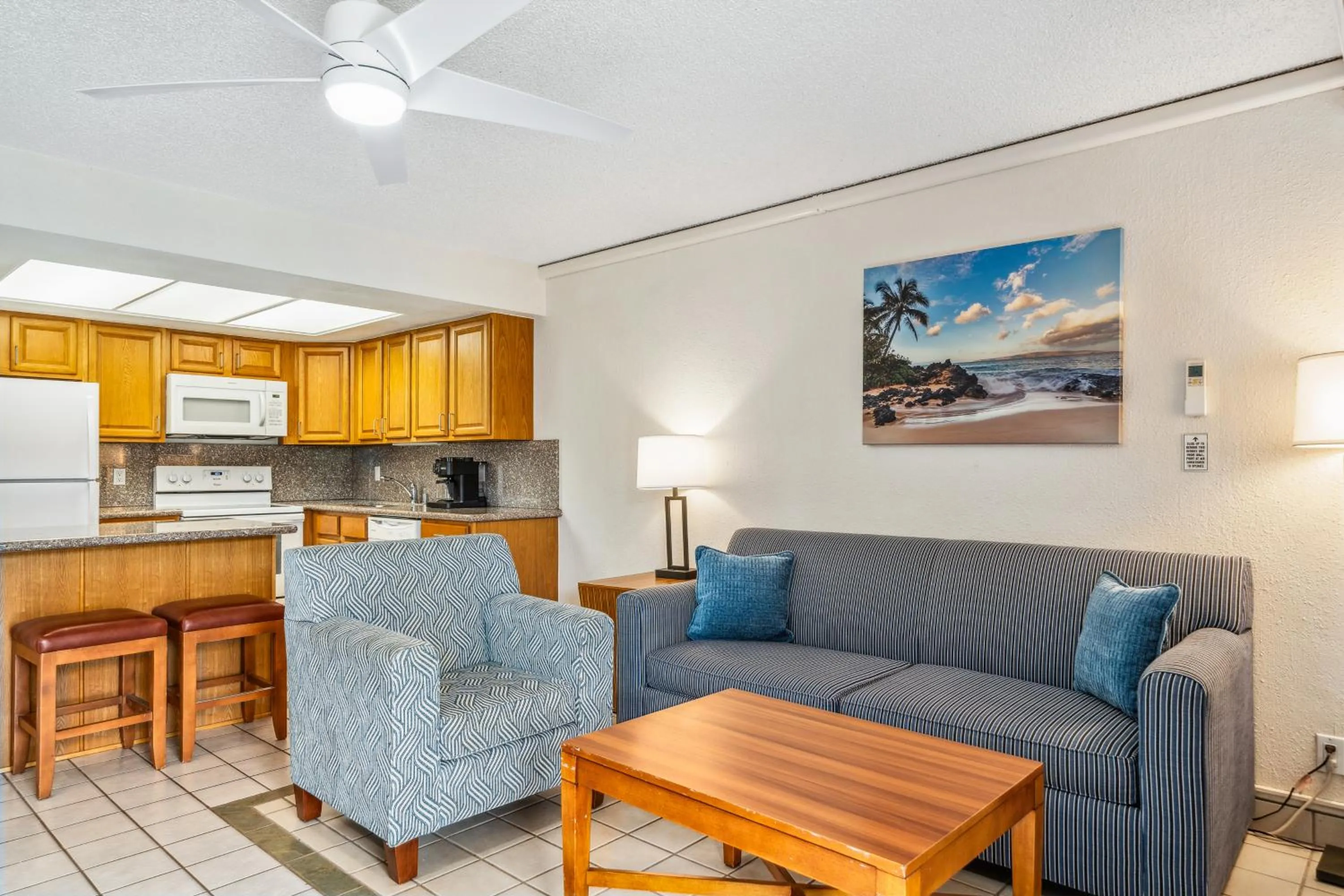Kitchen or kitchenette in Maui Schooner Resort