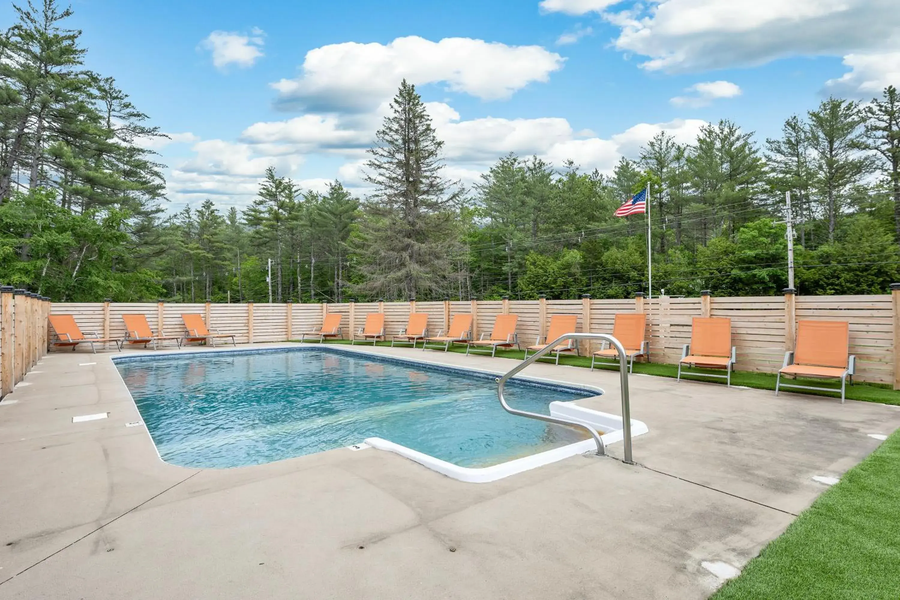 Swimming pool in The Inn & More Swimming pool in The Inn & More