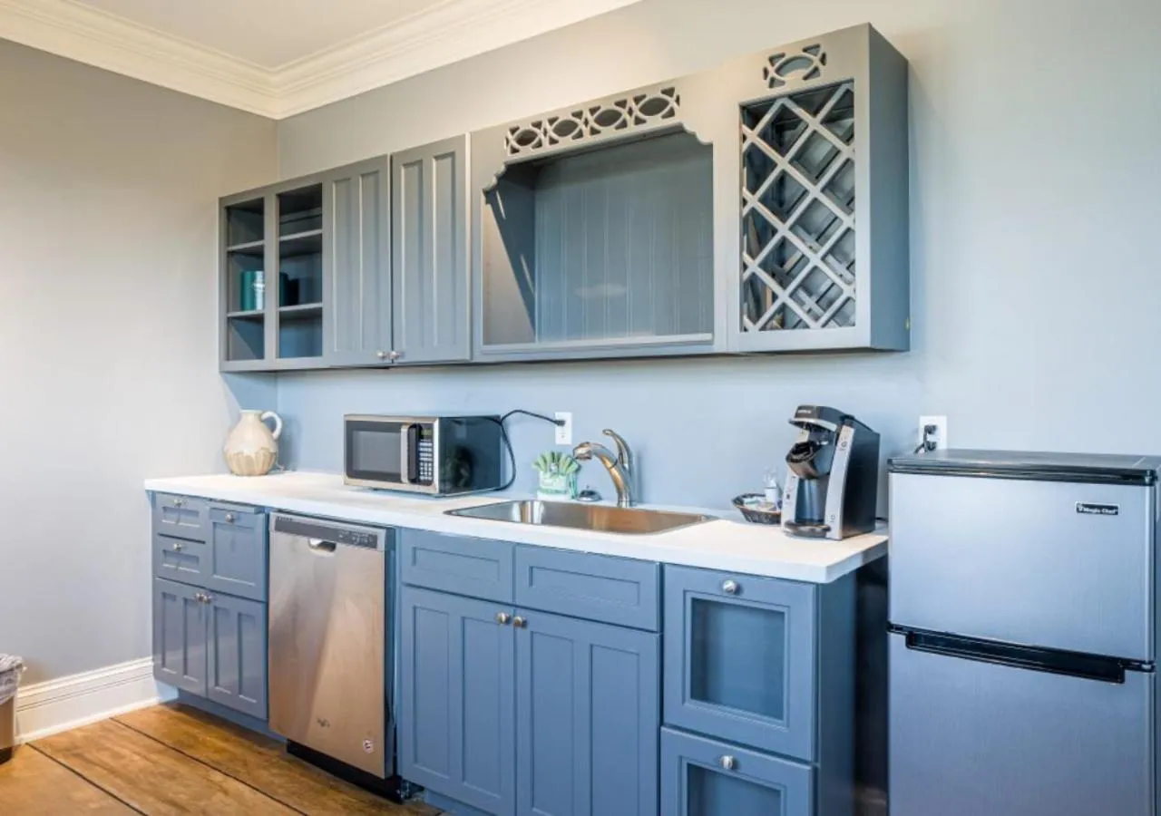 Kitchen or kitchenette in Whitestone Inn