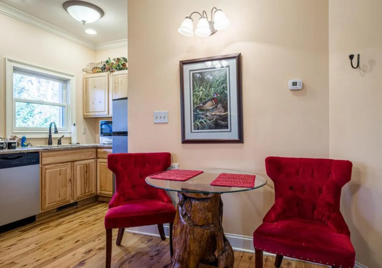 Dining area in Whitestone Inn