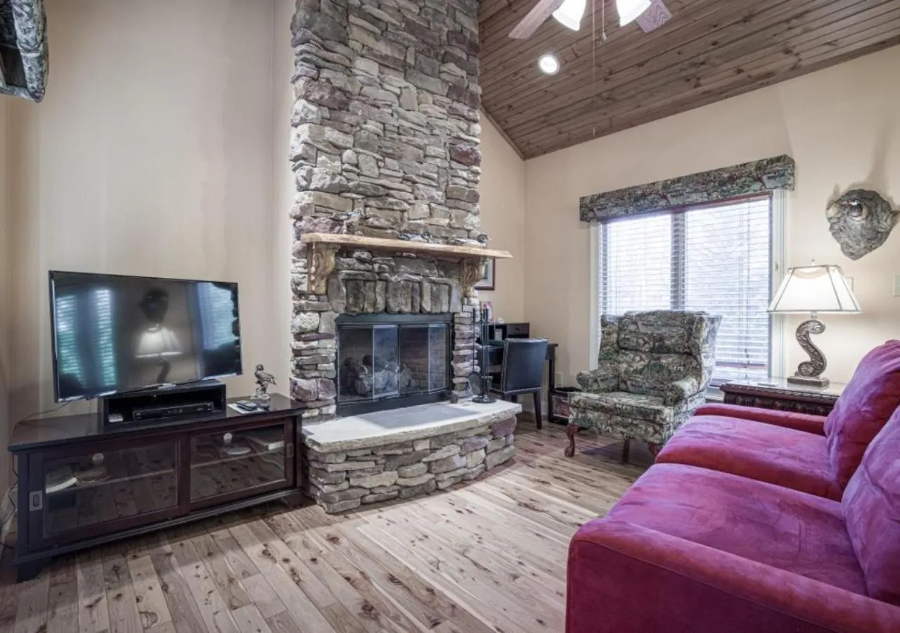 Living room in Whitestone Inn