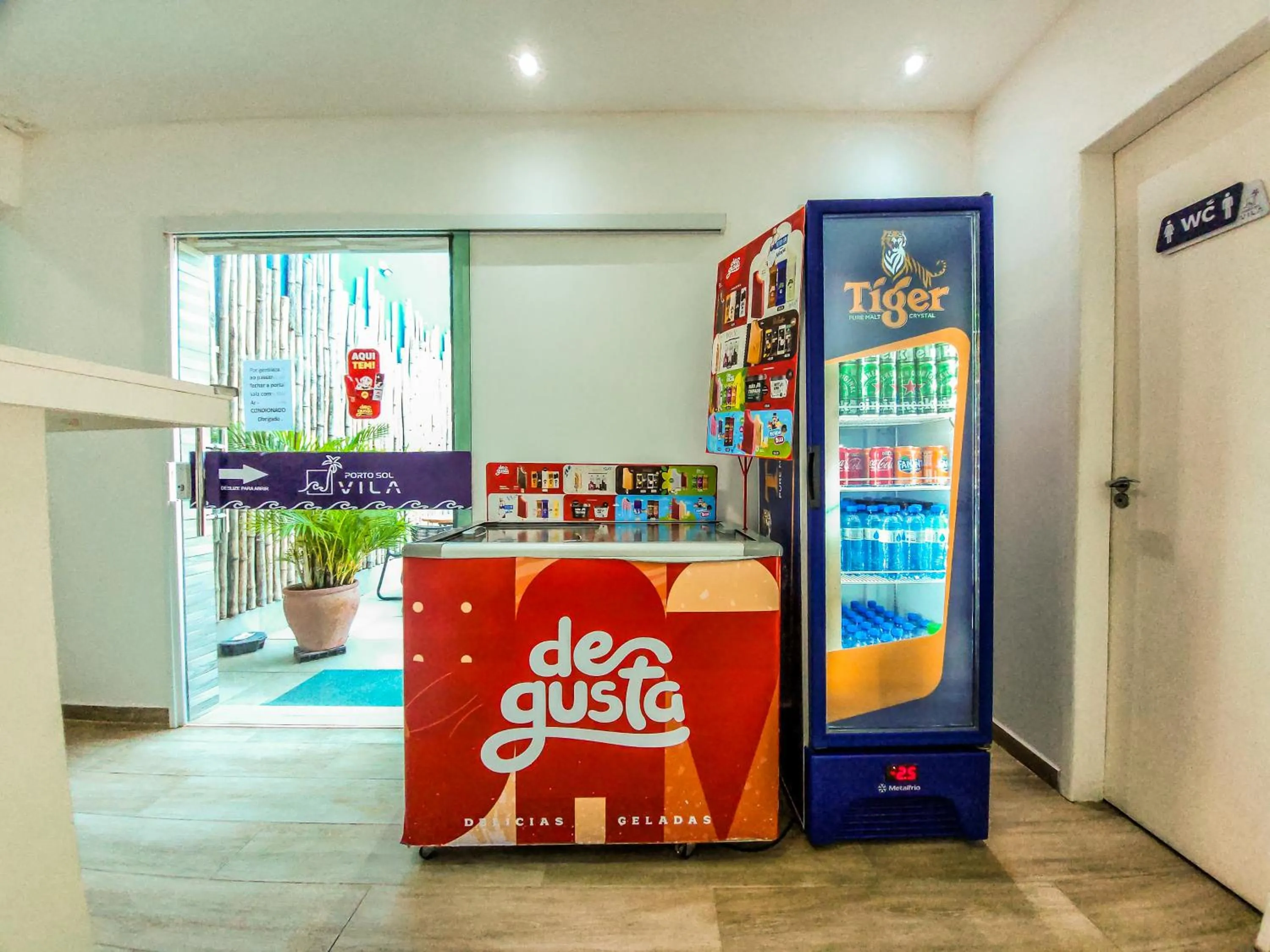 Lobby or reception in Porto Vila by AFT