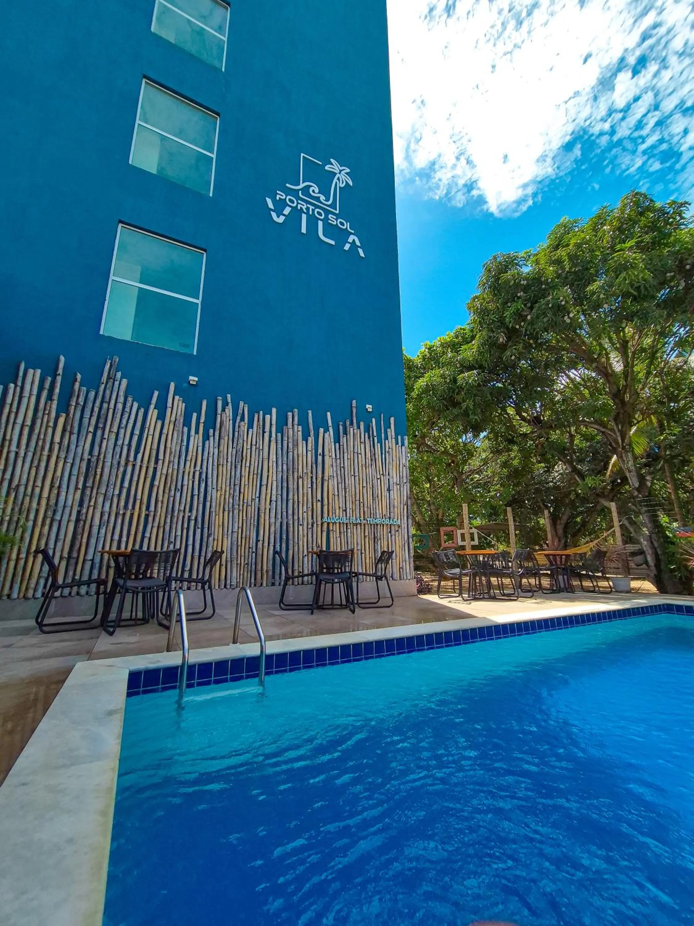 Swimming pool in Porto Vila by AFT