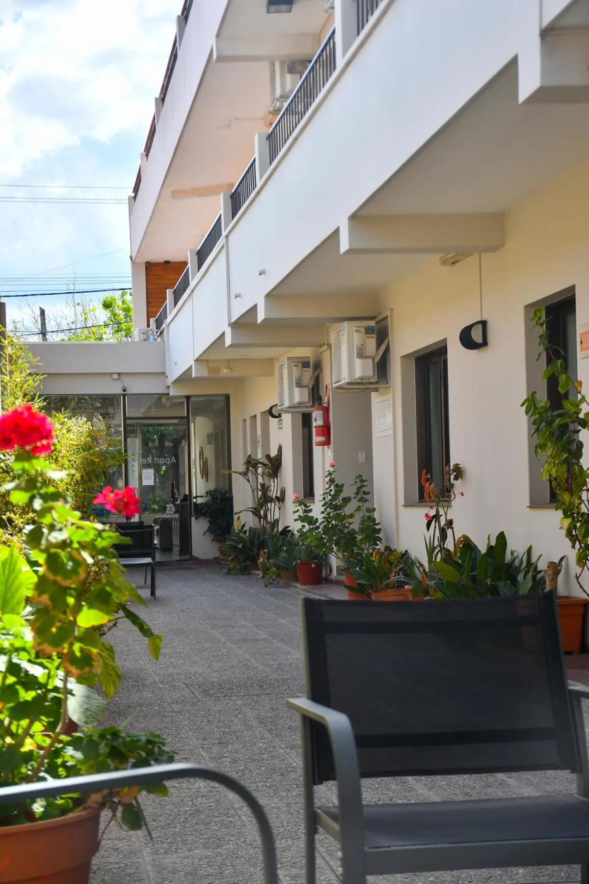 Property building in Ref Apart & Hotel