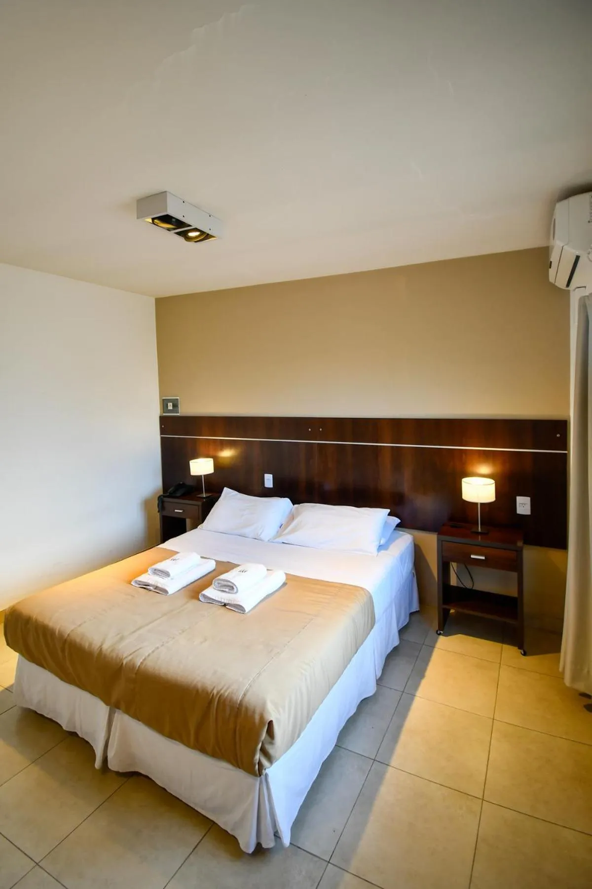 Bed in Ref Apart & Hotel