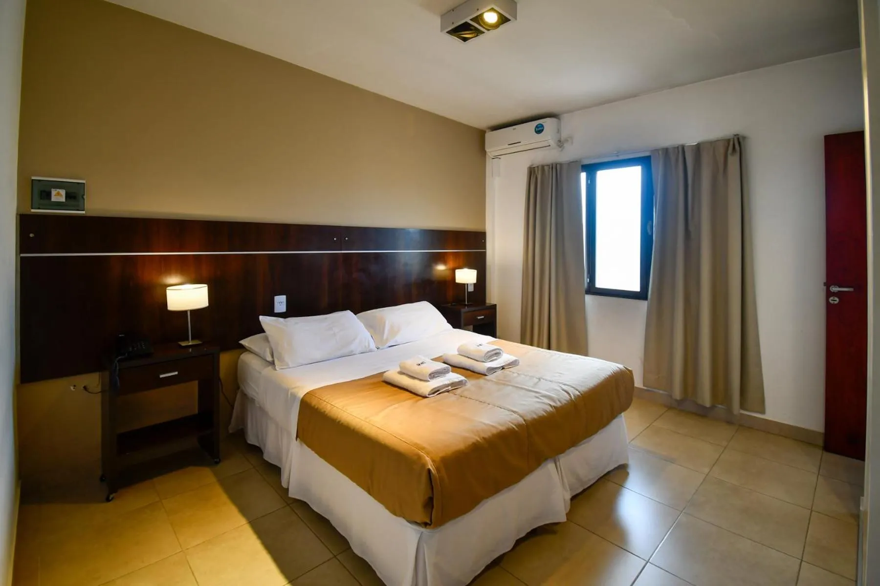 Bed in Ref Apart & Hotel
