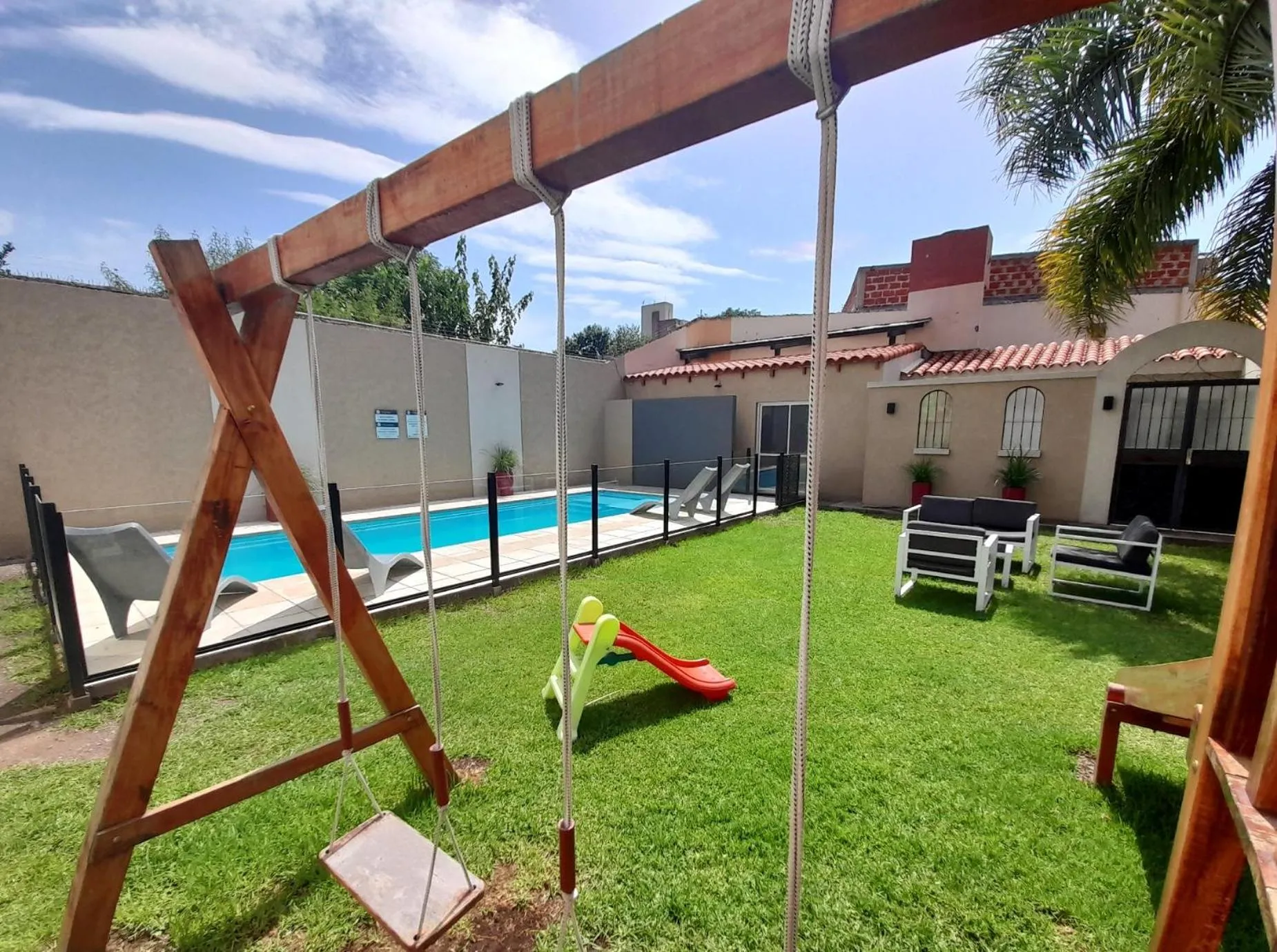 Property building in Ref Apart & Hotel
