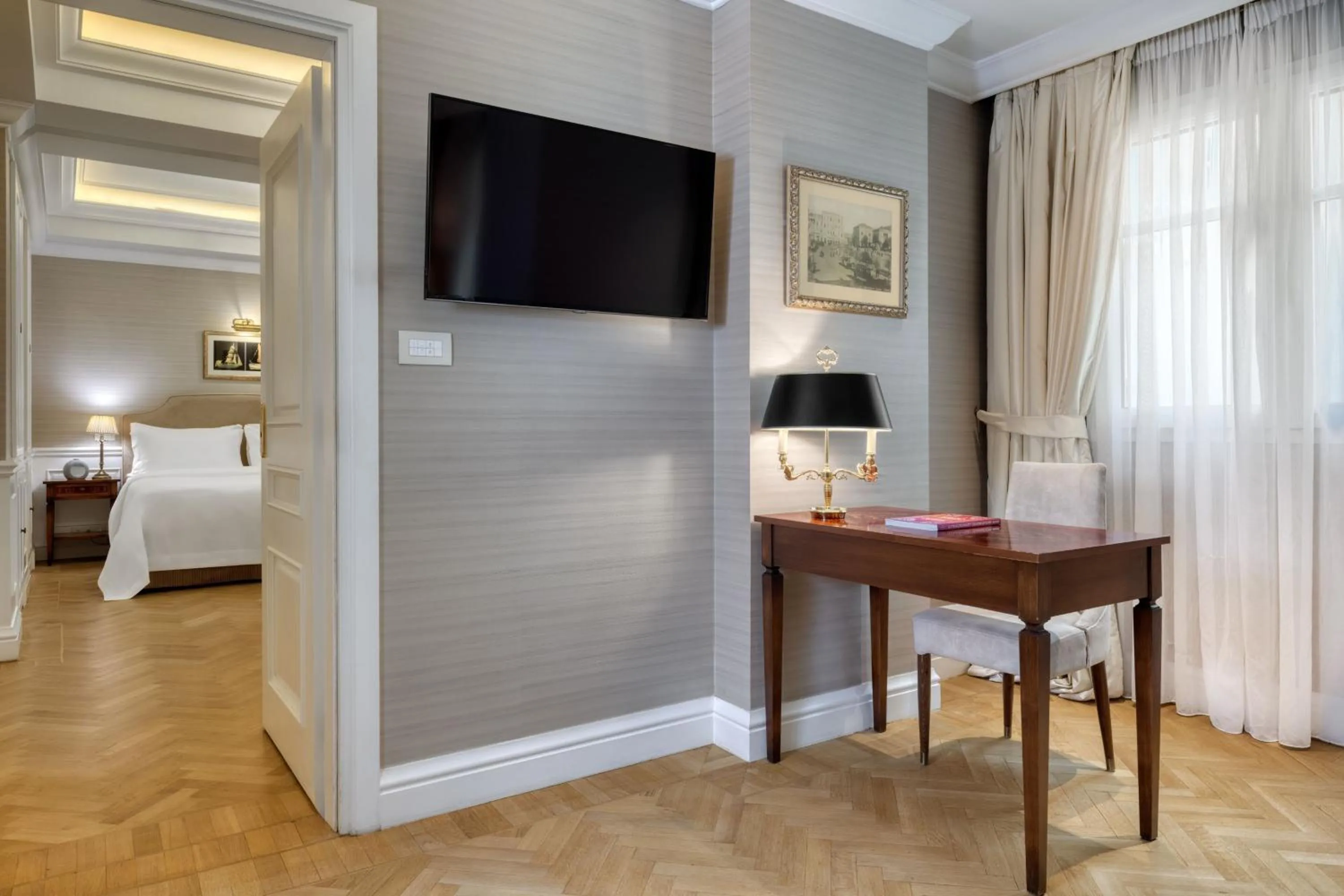 Photo of the whole room, Bed in King George, a Luxury Collection Hotel, Athens