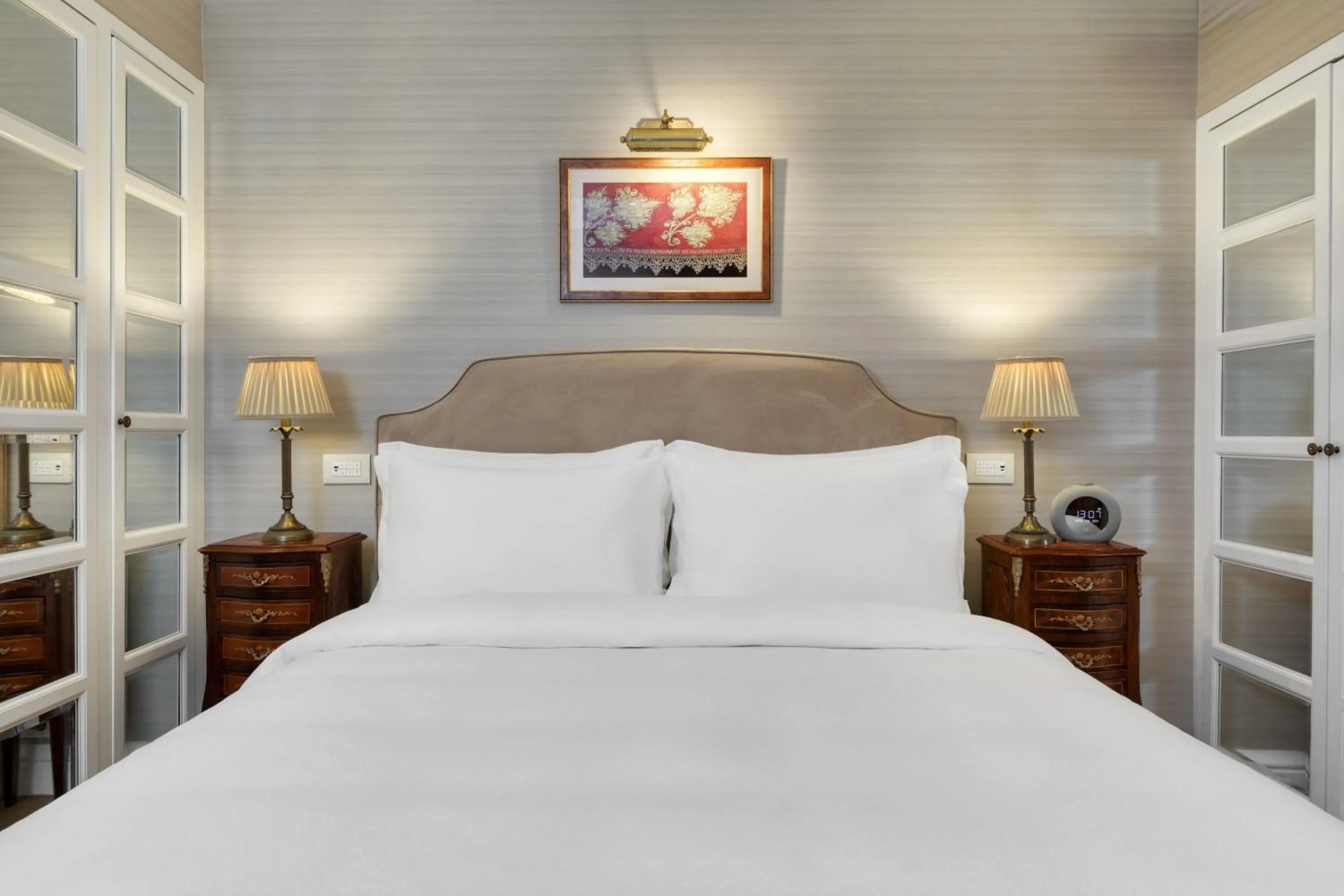 Photo of the whole room, Bed in King George, a Luxury Collection Hotel, Athens