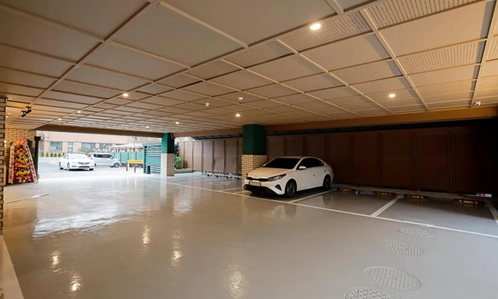 Parking in Hotel Ippda Gumdan