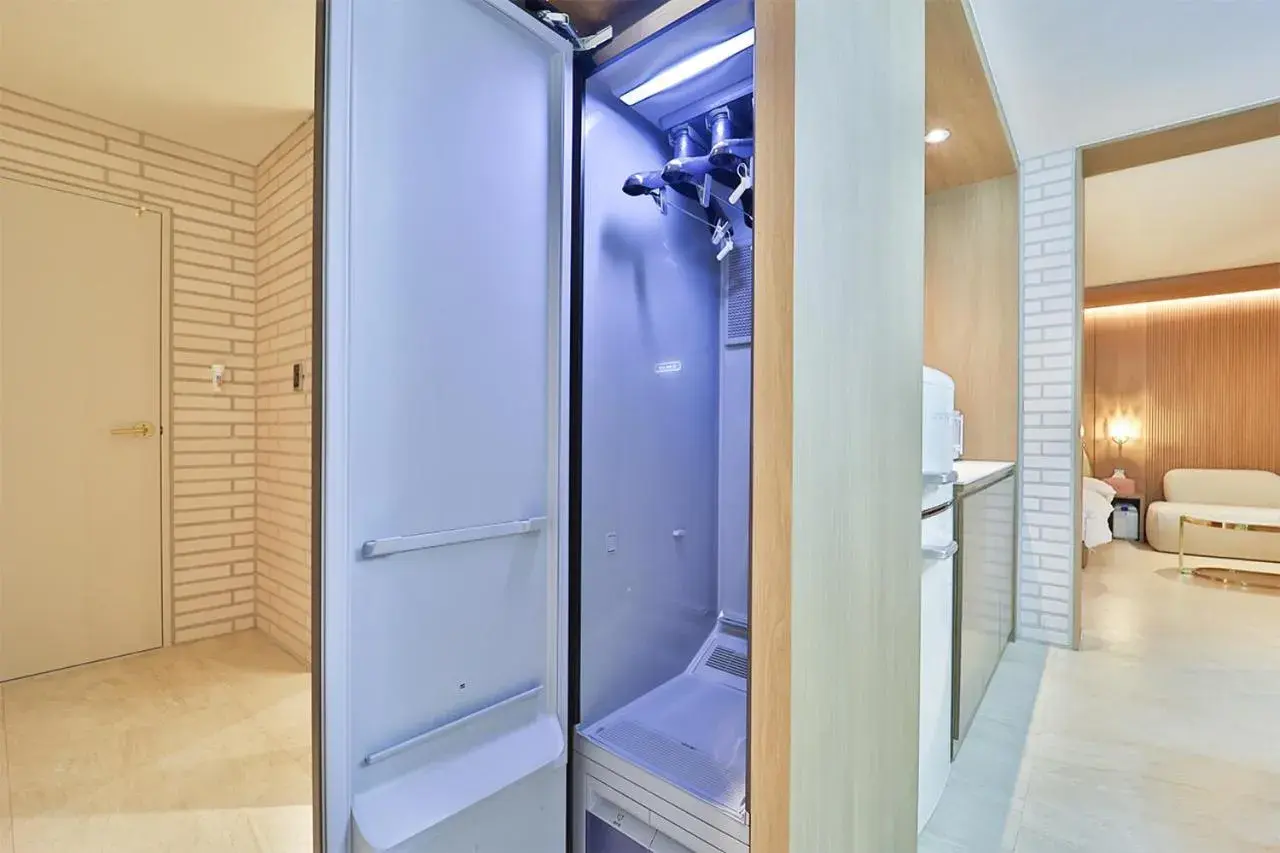 Photo of the whole room in Hotel Ippda Gumdan Photo of the whole room in Hotel Ippda Gumdan