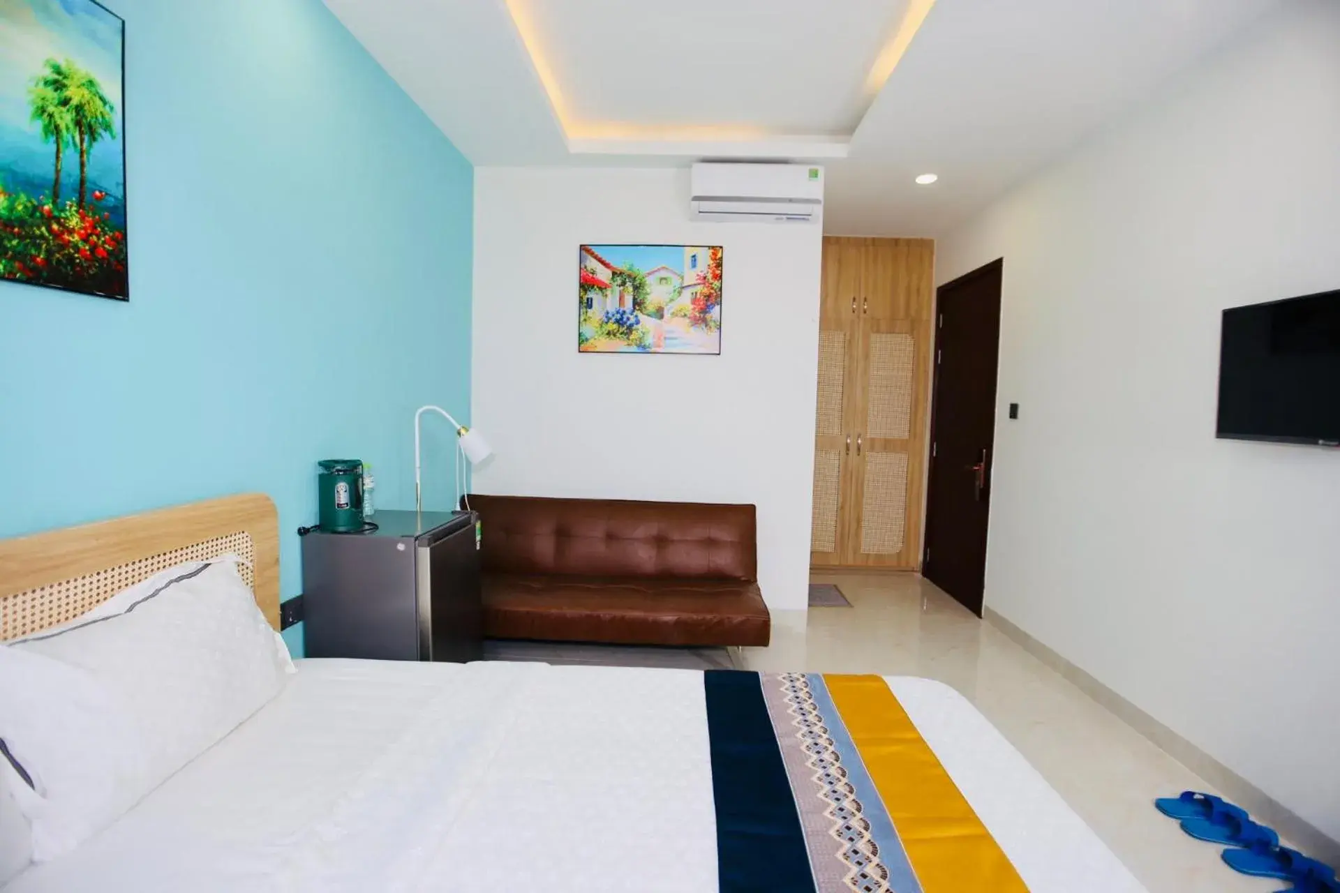 Deluxe Double Room with Sea View in Rova Hotel Sunset Town Phu Quoc Deluxe Double Room with Sea View in Rova Hotel Sunset Town Phu Quoc