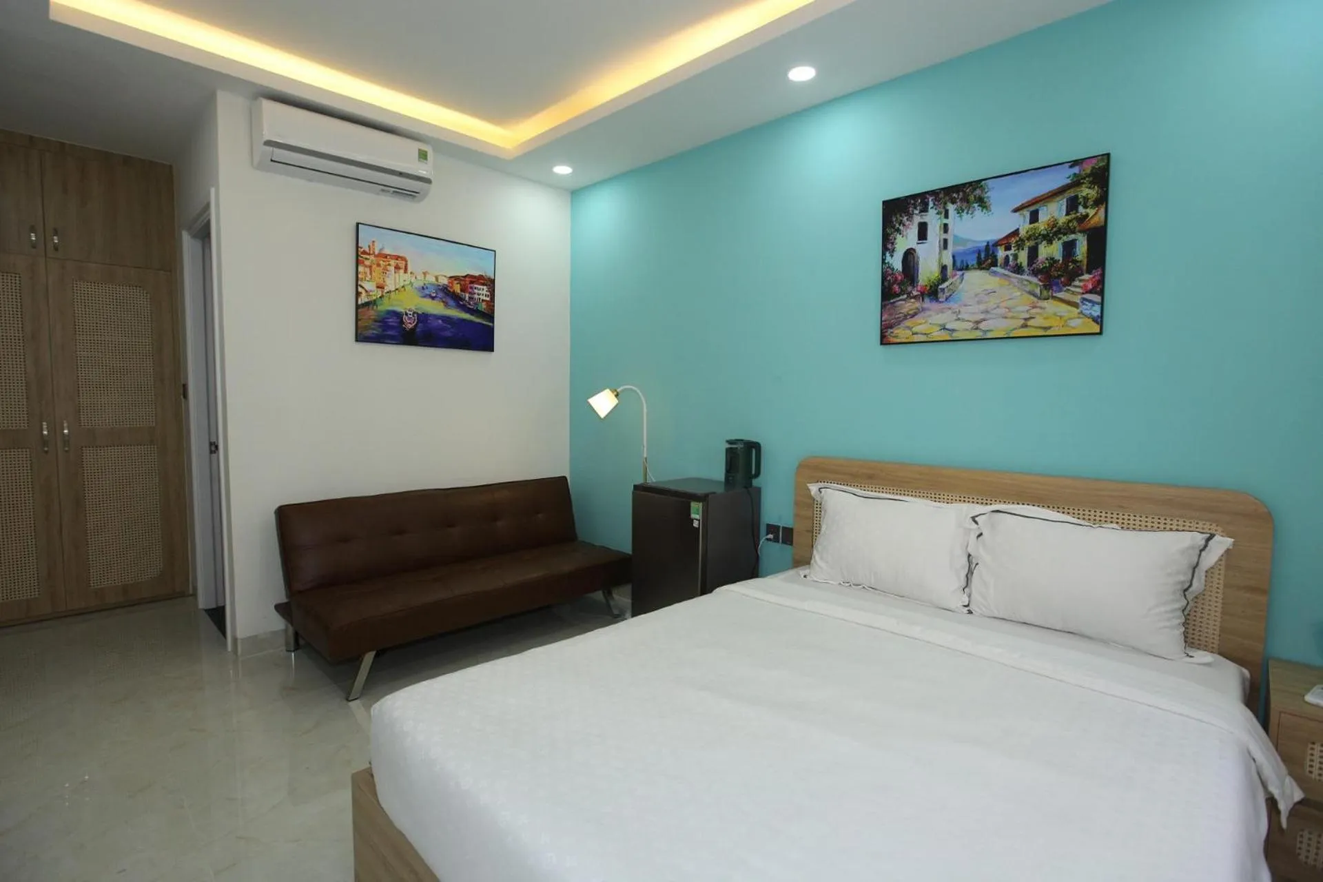 Bed in Rova Hotel Sunset Town Phu Quoc