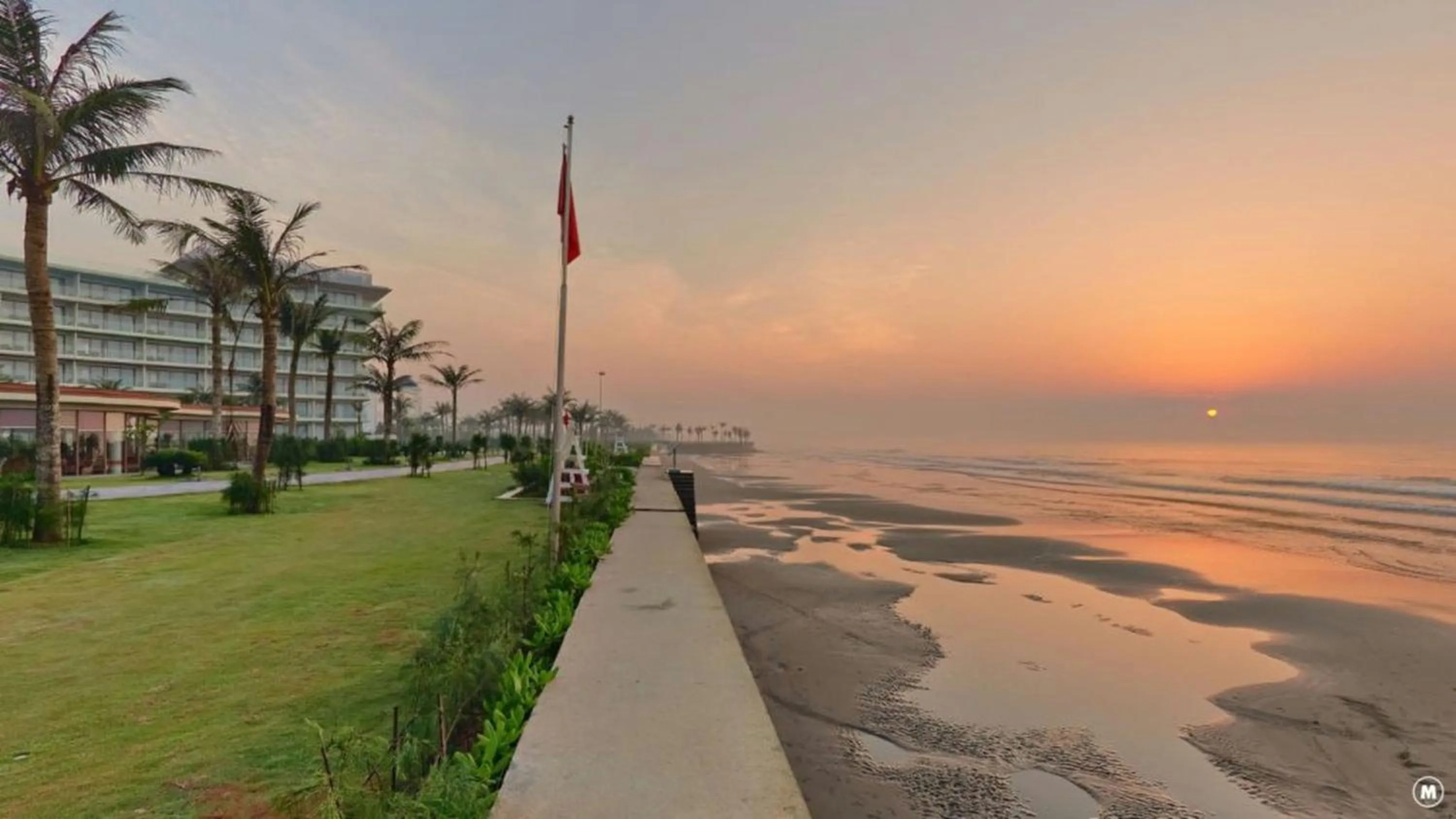 Sea view in Villa FLC Sầm Sơn Ngọc Trai - Ngay Gần Biển