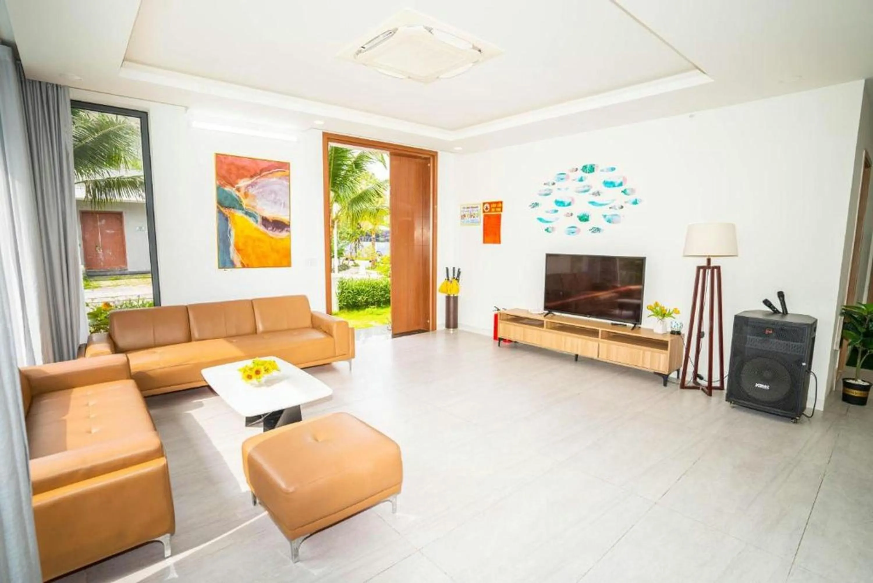 Communal lounge/ TV room in Villa FLC Sầm Sơn Ngọc Trai - Ngay Gần Biển