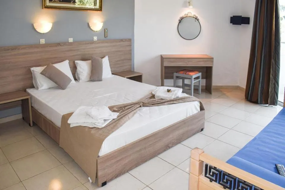 Bed in White Palace Studios