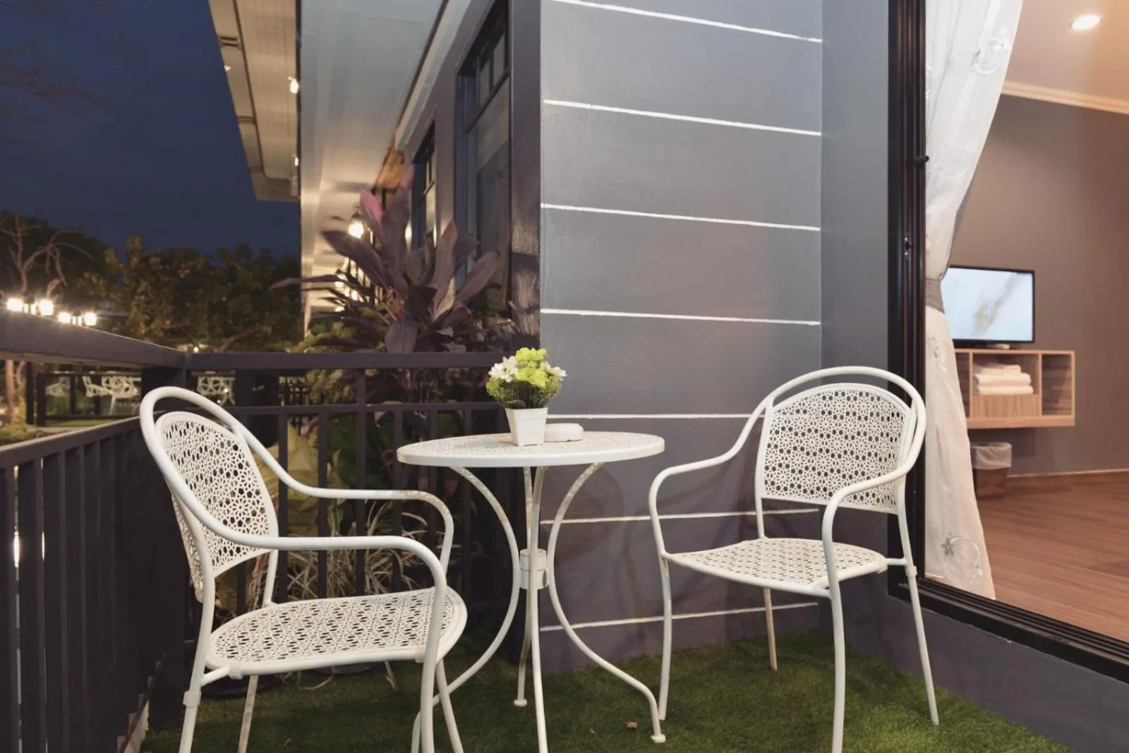 Balcony/Terrace in The Tamnan Pattaya Hotel & Resort