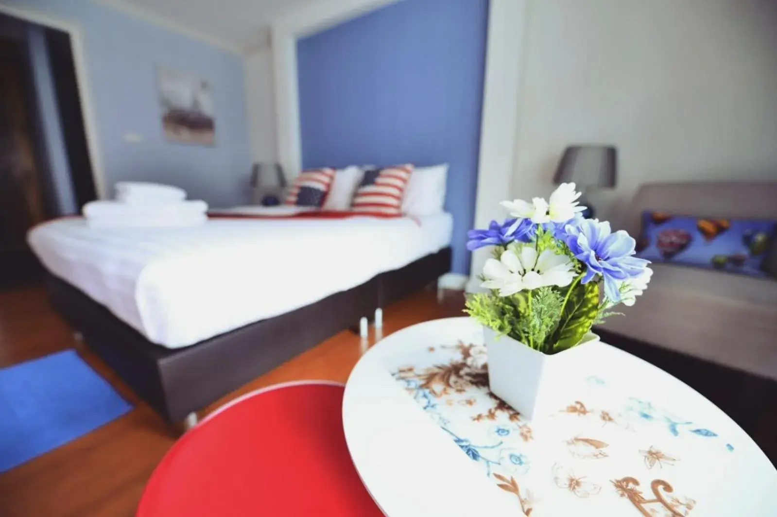 Bed in The Tamnan Pattaya Hotel & Resort Bed in The Tamnan Pattaya Hotel & Resort