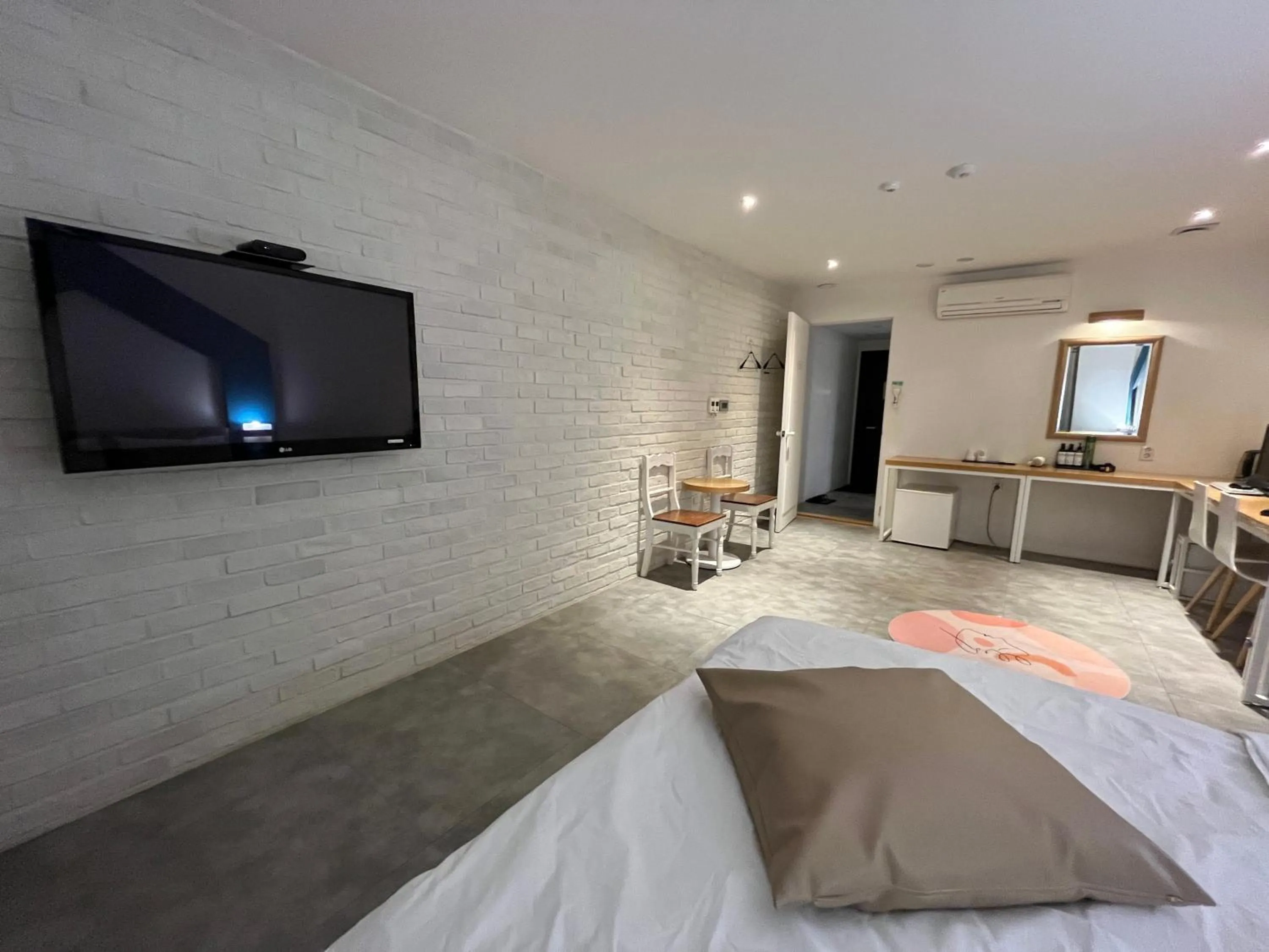 Bed in Hotel Yaja Hwajeong Station