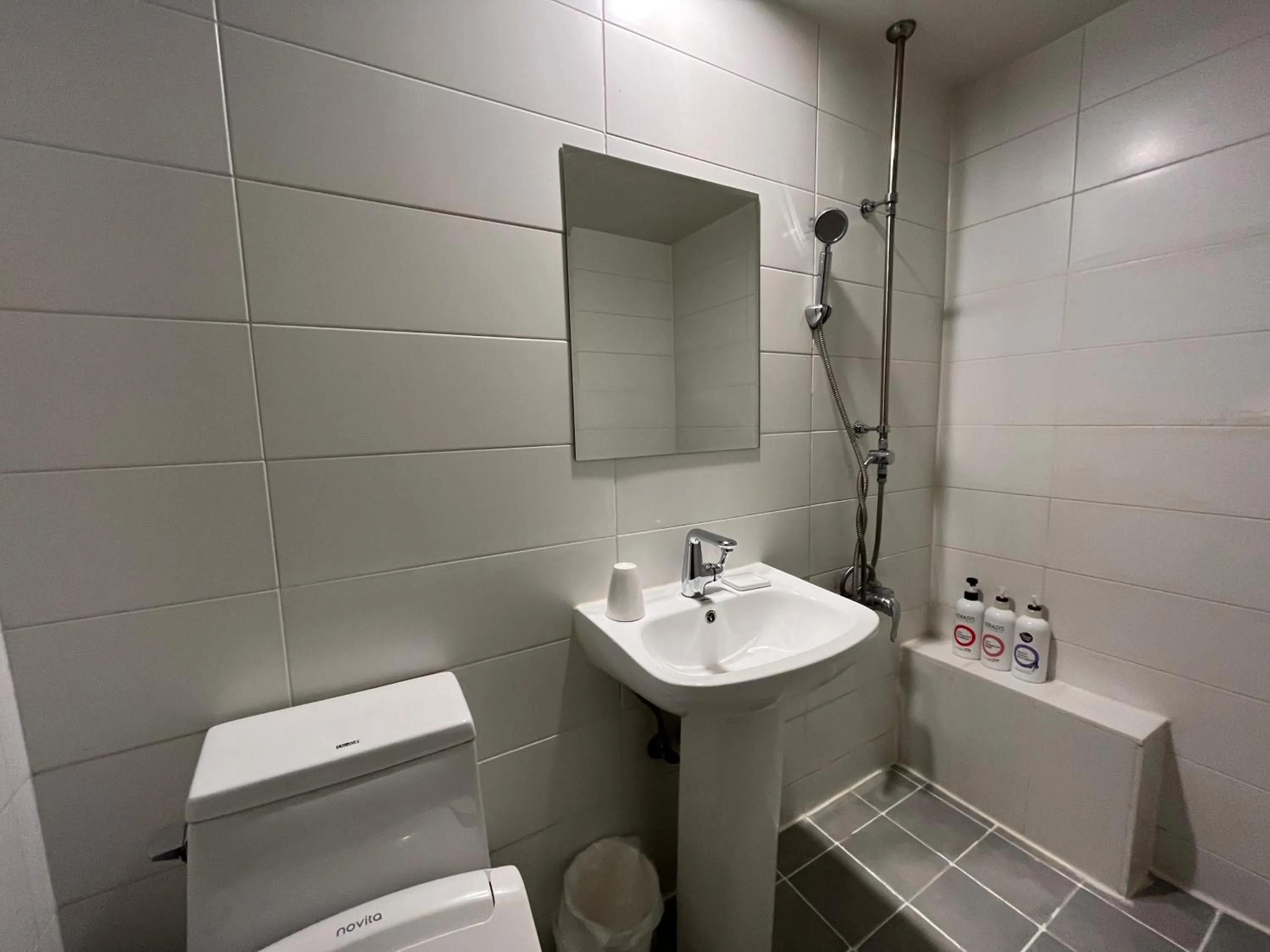 Hotel Yaja Hwajeong Station