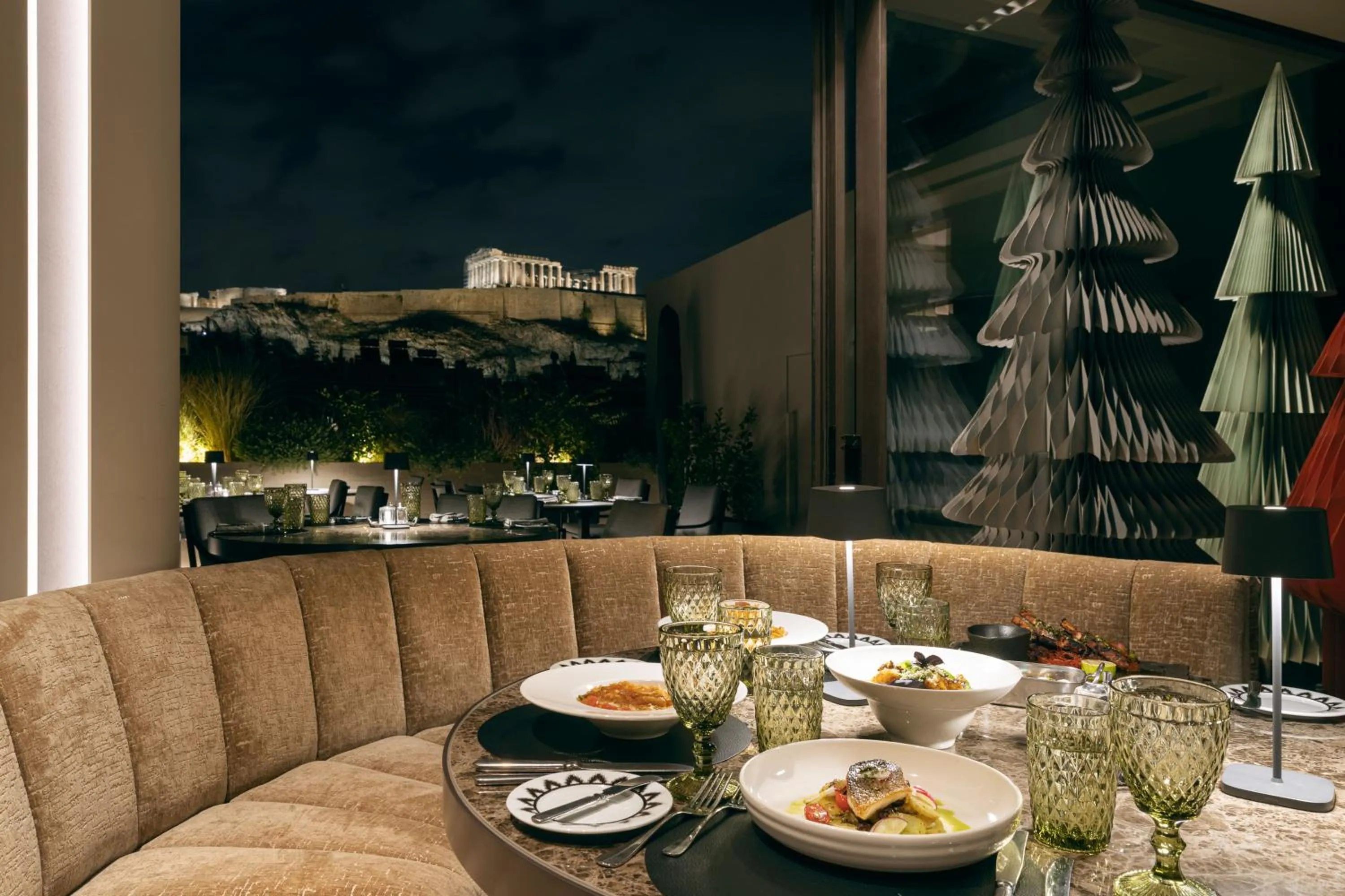 Restaurant/places to eat in Divani Palace Acropolis