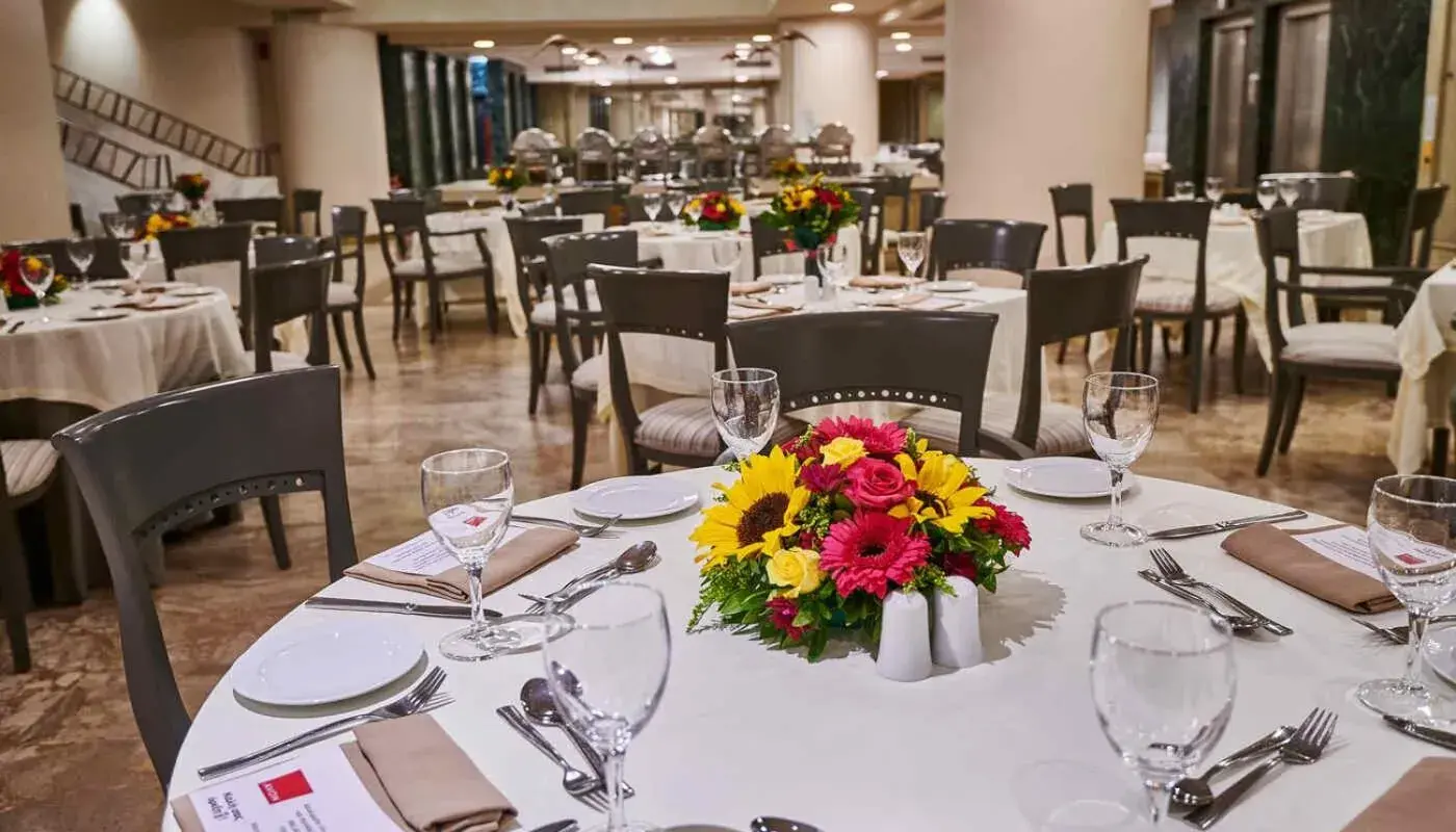 Restaurant/places to eat in Divani Palace Acropolis Restaurant/places to eat in Divani Palace Acropolis