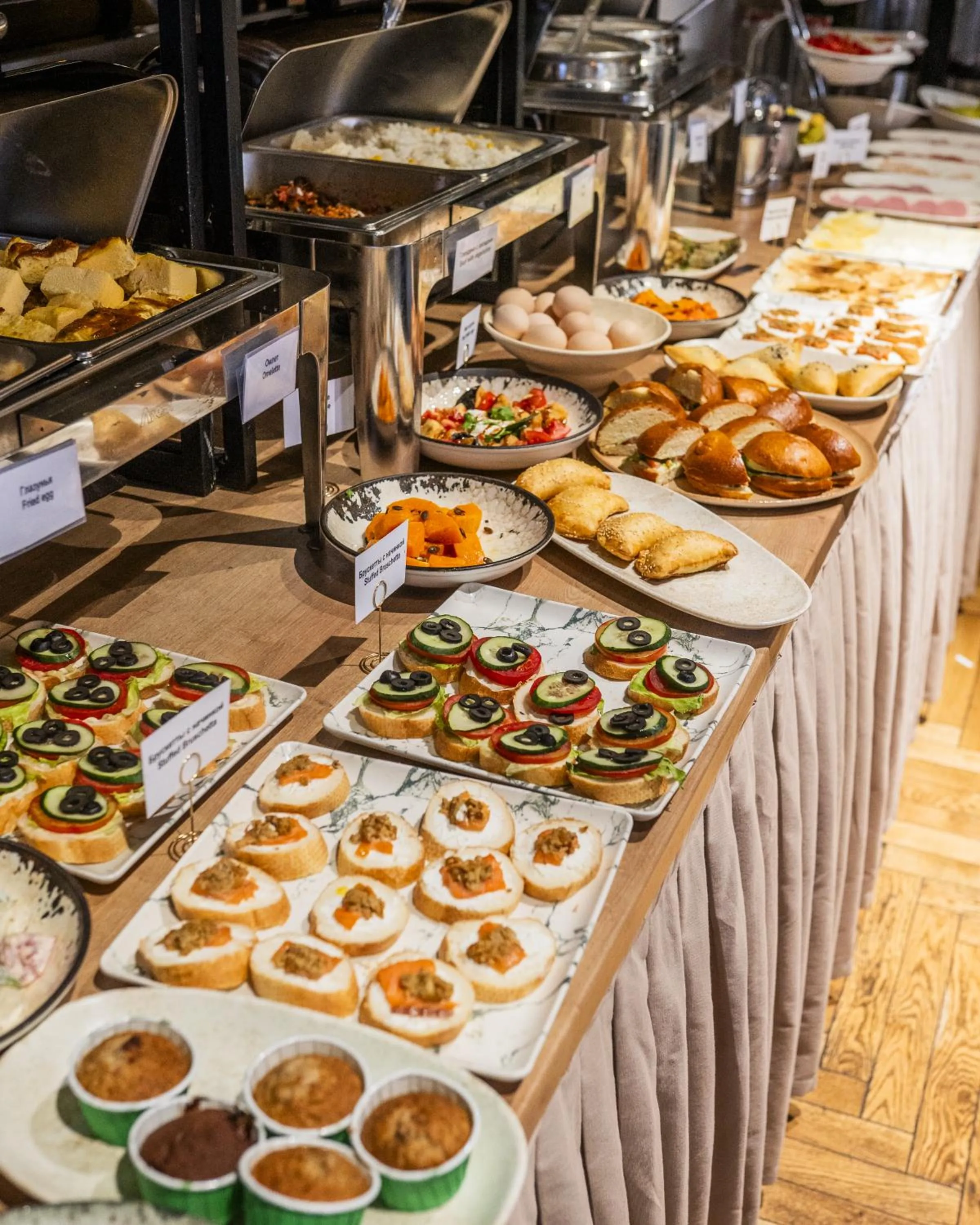 Breakfast in Grand Mildom Hotel