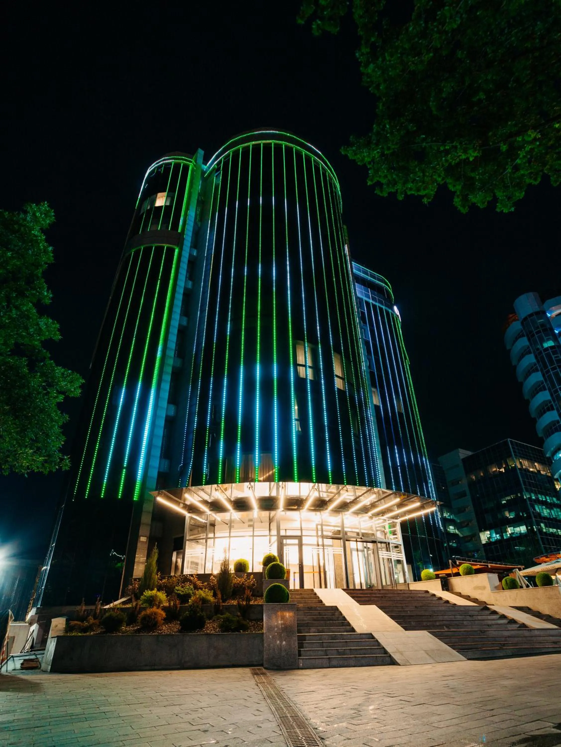 Property building in Grand Mildom Hotel