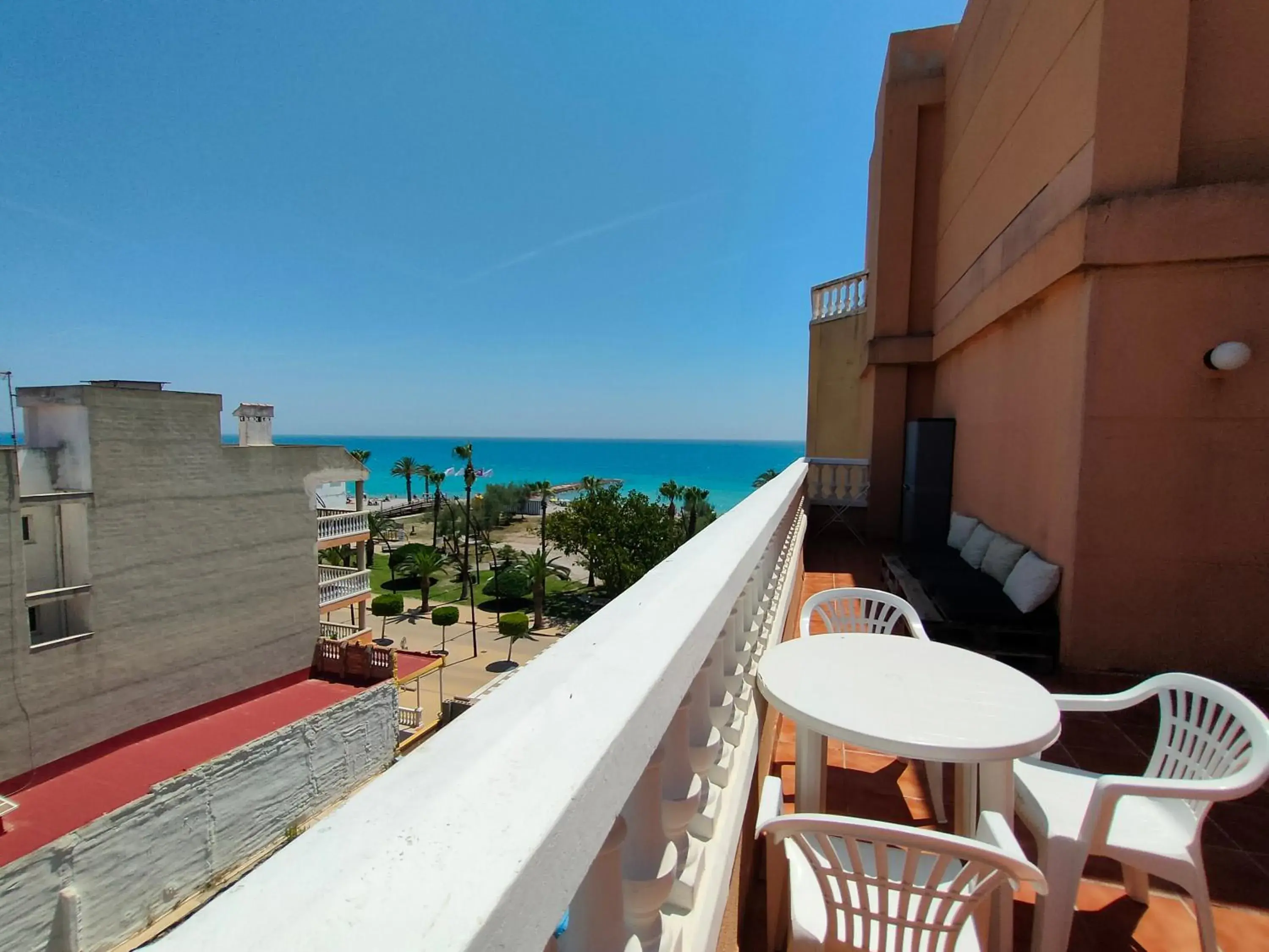 Penthouse Apartment in Playa Paradís - Primera linea de playa - AP-7 3min - Self check-in 24h Penthouse Apartment in Playa Paradís - Primera linea de playa - AP-7 3min - Self check-in 24h