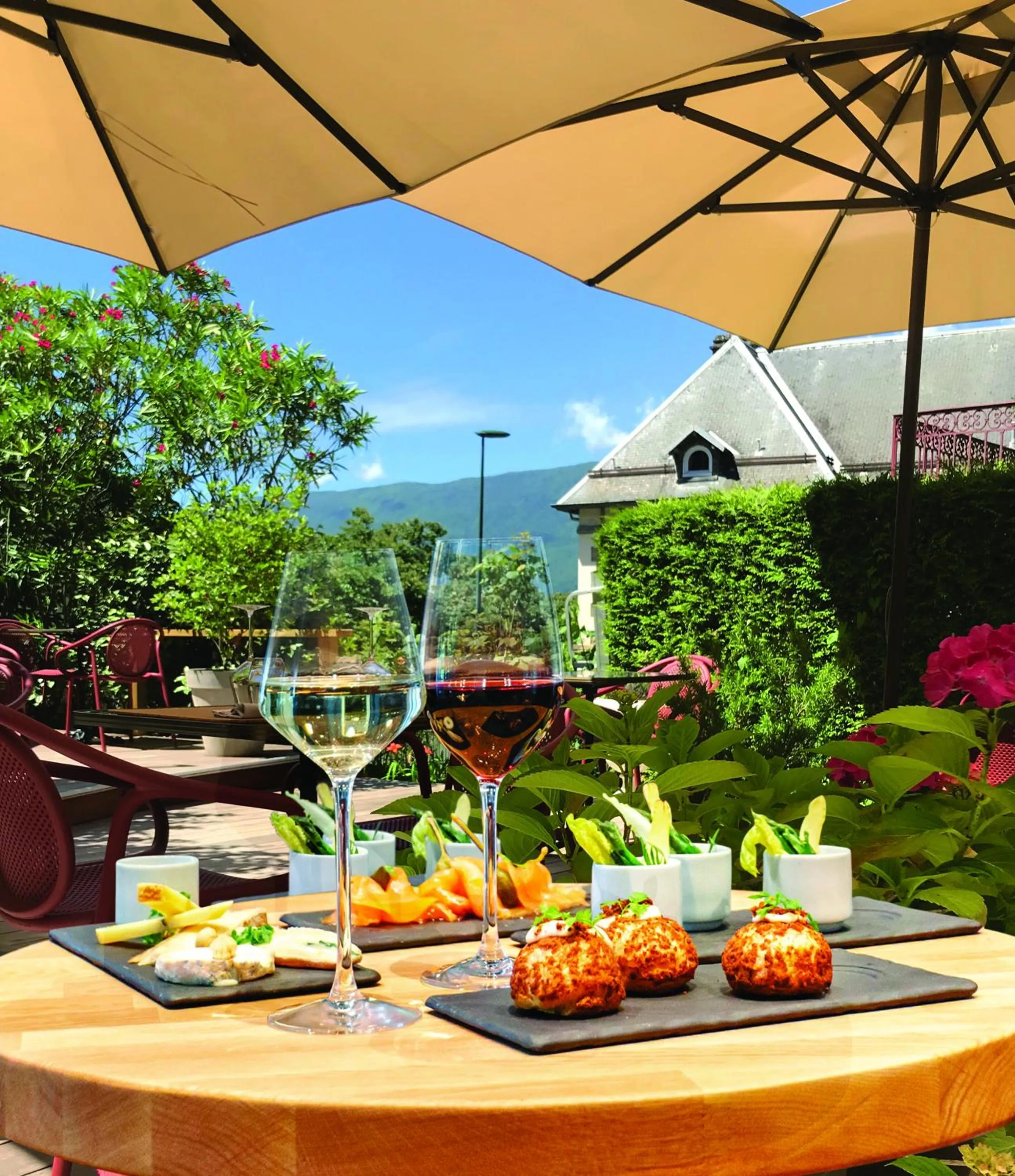 Patio in Hôtel Gallia