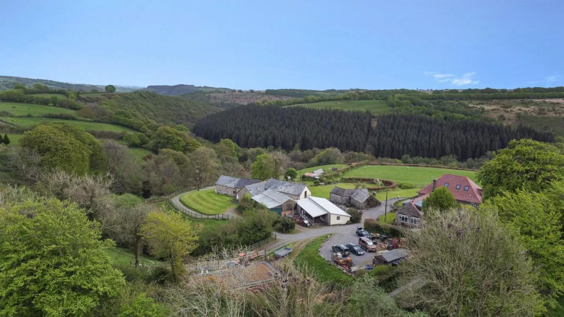 West Hollowcombe Farm Cottages - full site booking West Hollowcombe Farm Cottages - full site booking