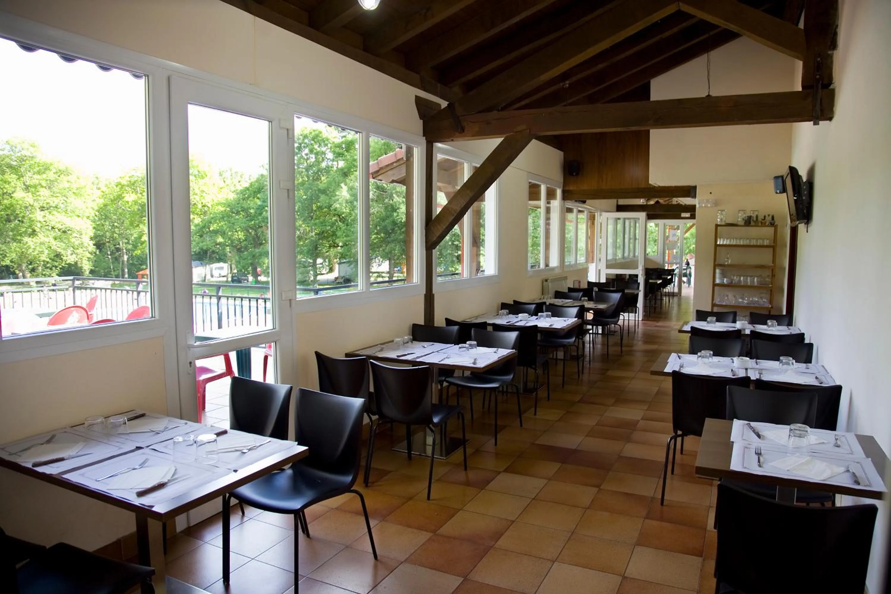 Restaurant/places to eat in CAMPING ETXARRI