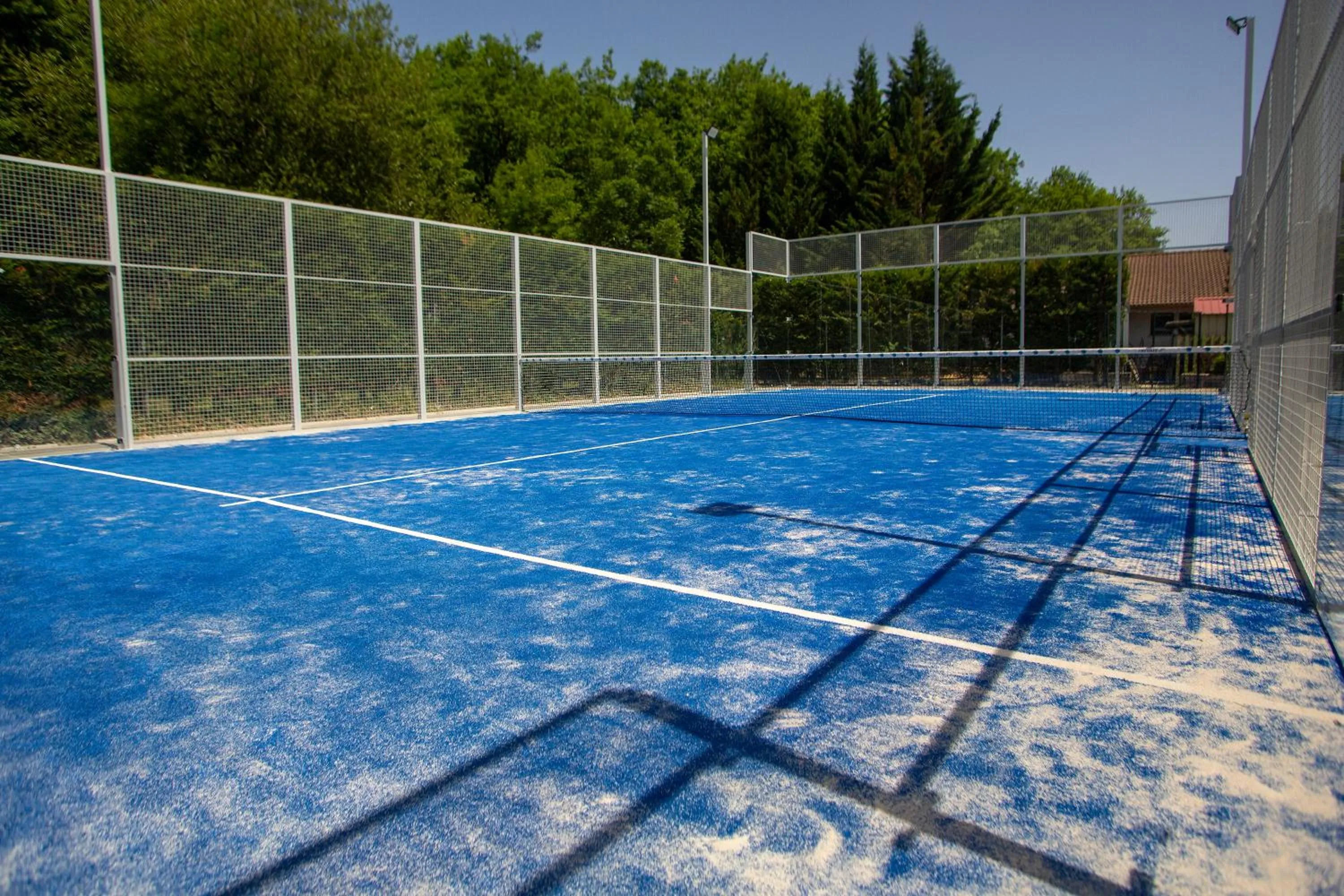 Tennis court in CAMPING ETXARRI
