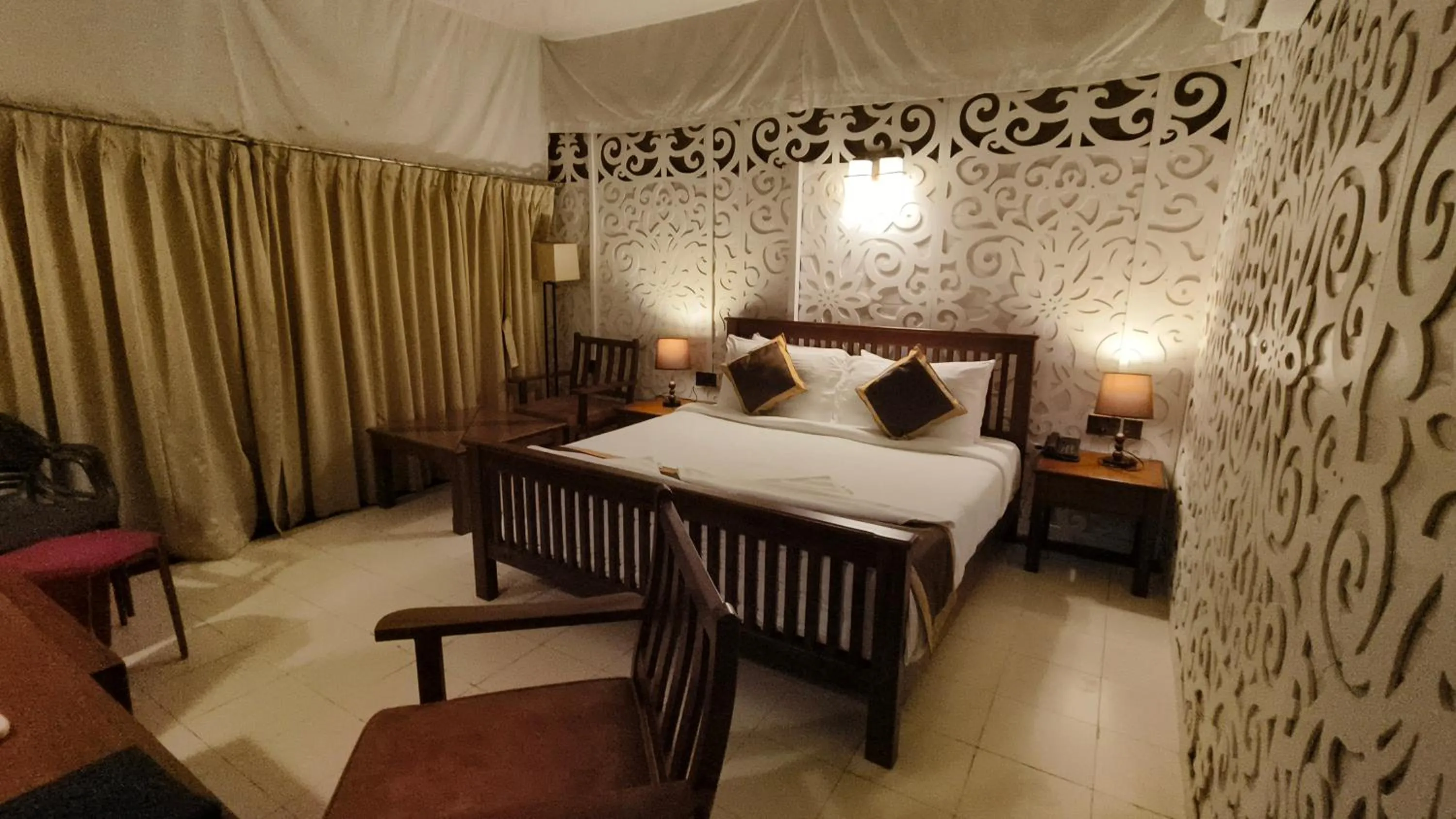 Bed in Luxury Amar Tree Resort