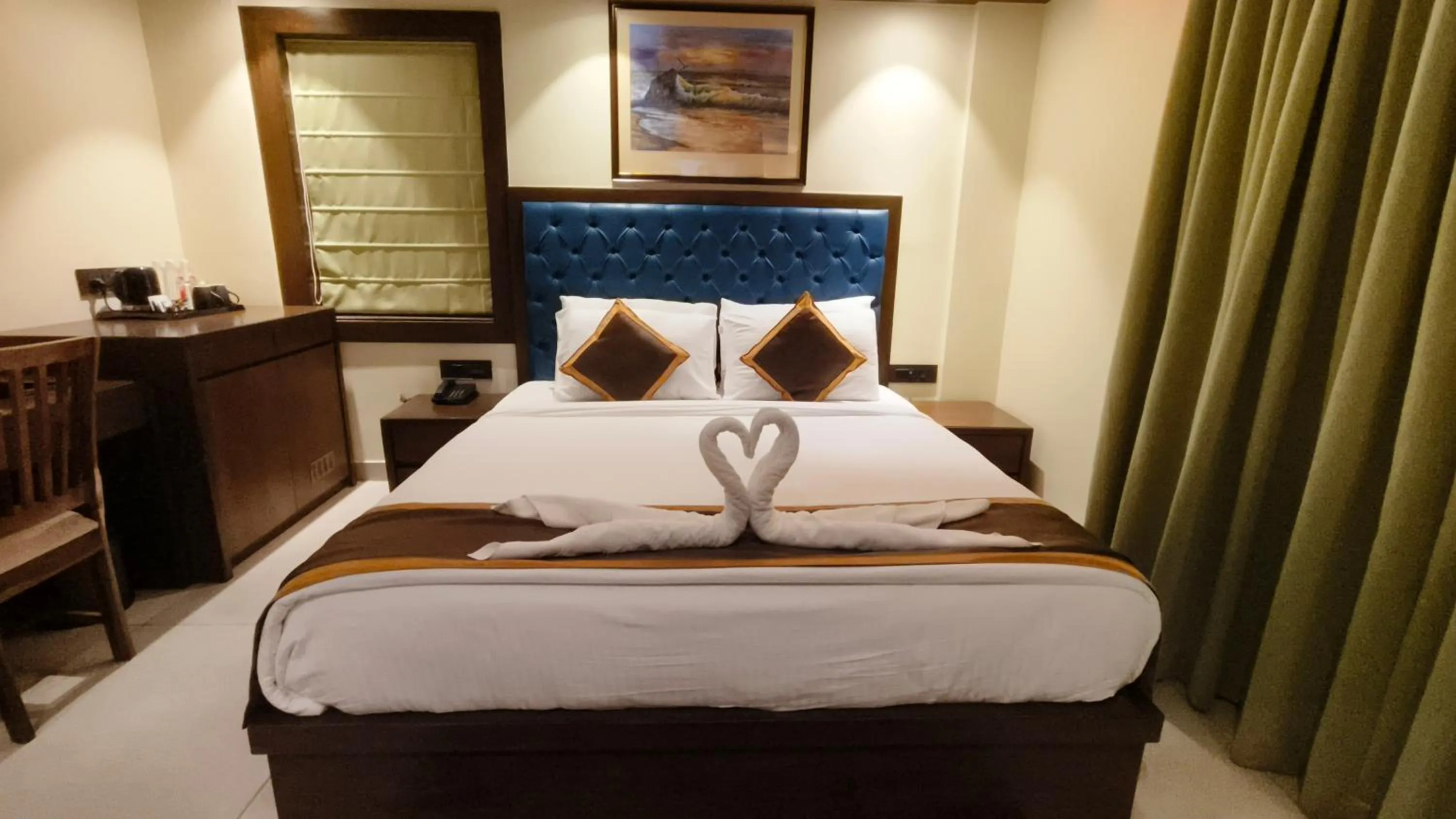 Bed in Luxury Amar Tree Resort