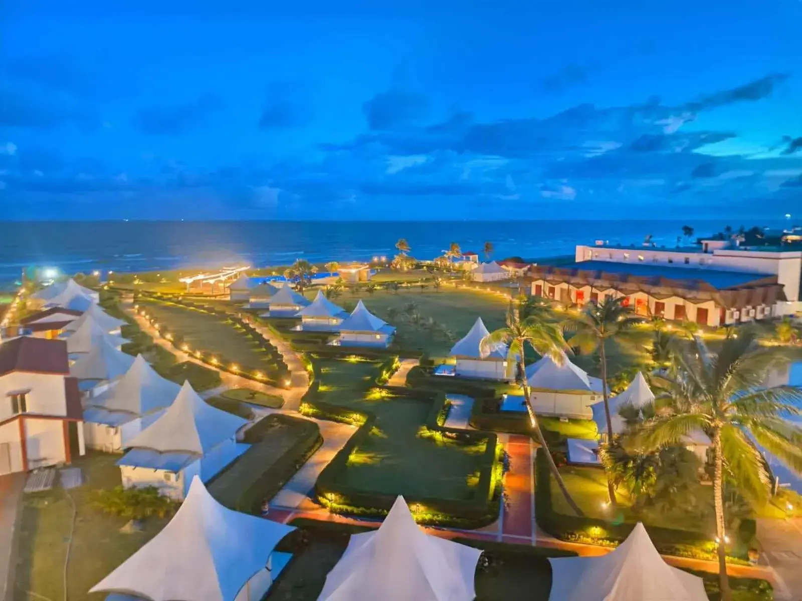 Property building in Luxury Amar Tree Resort Property building in Luxury Amar Tree Resort