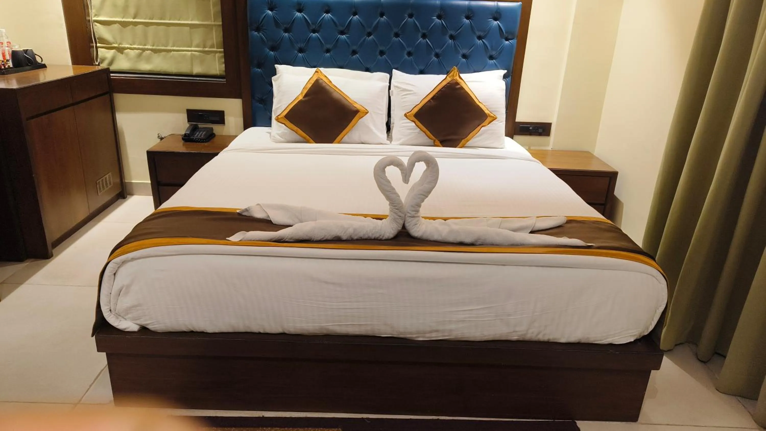 Bed in Luxury Amar Tree Resort
