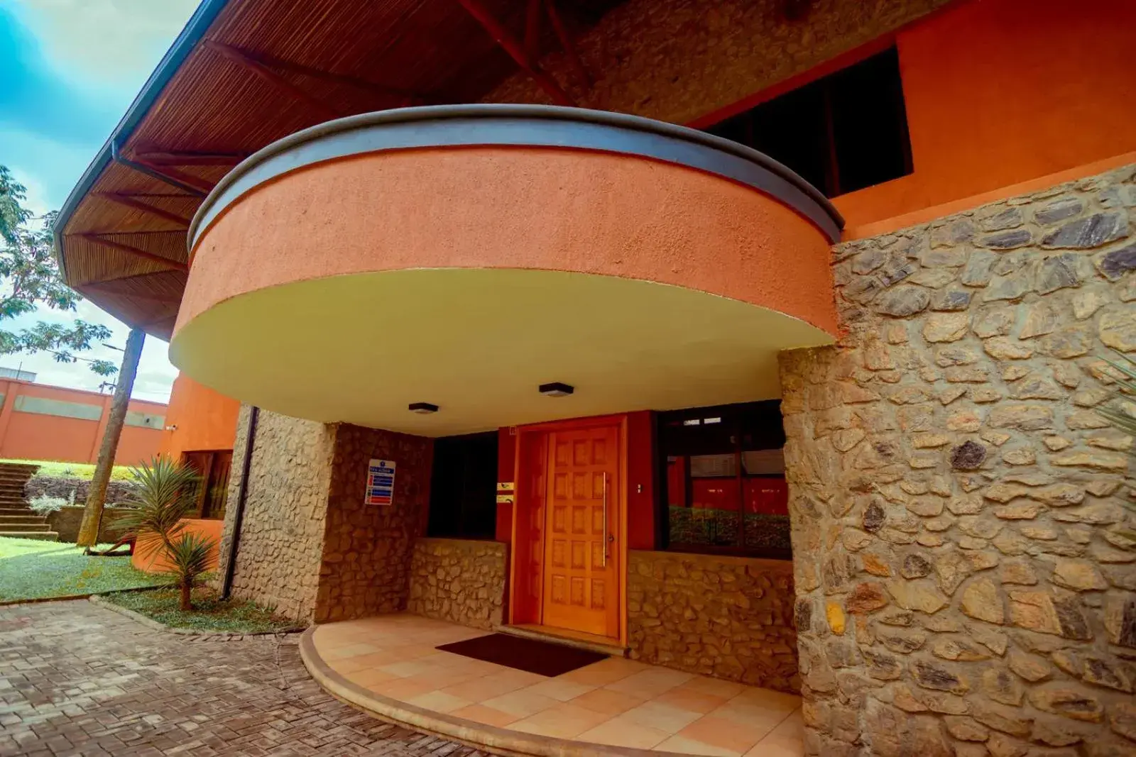 Property building in Trois Ore Residences & Green Earth Bistro Property building in Trois Ore Residences & Green Earth Bistro