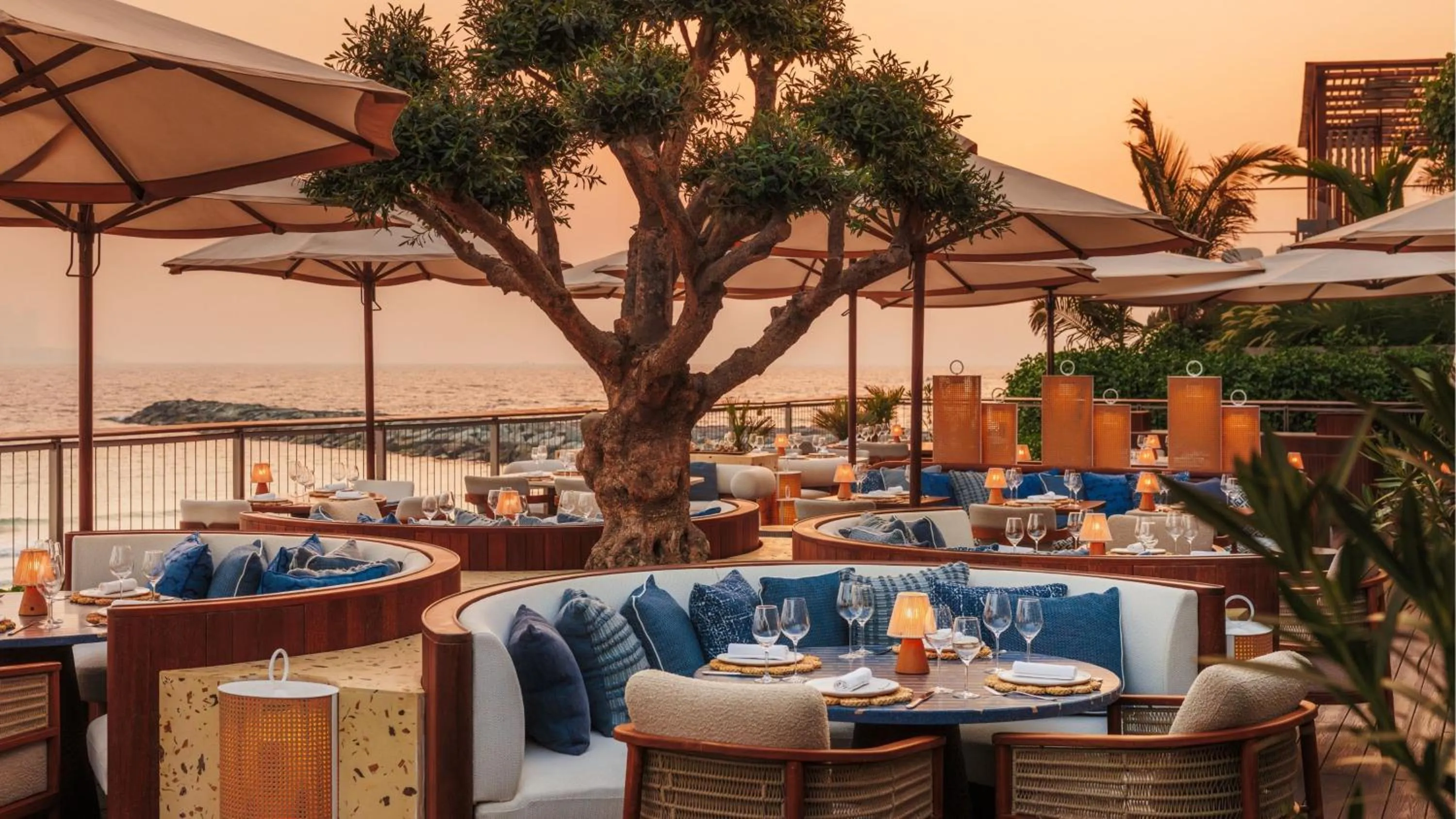 Restaurant/places to eat in Jumeirah Marsa Al Arab Dubai