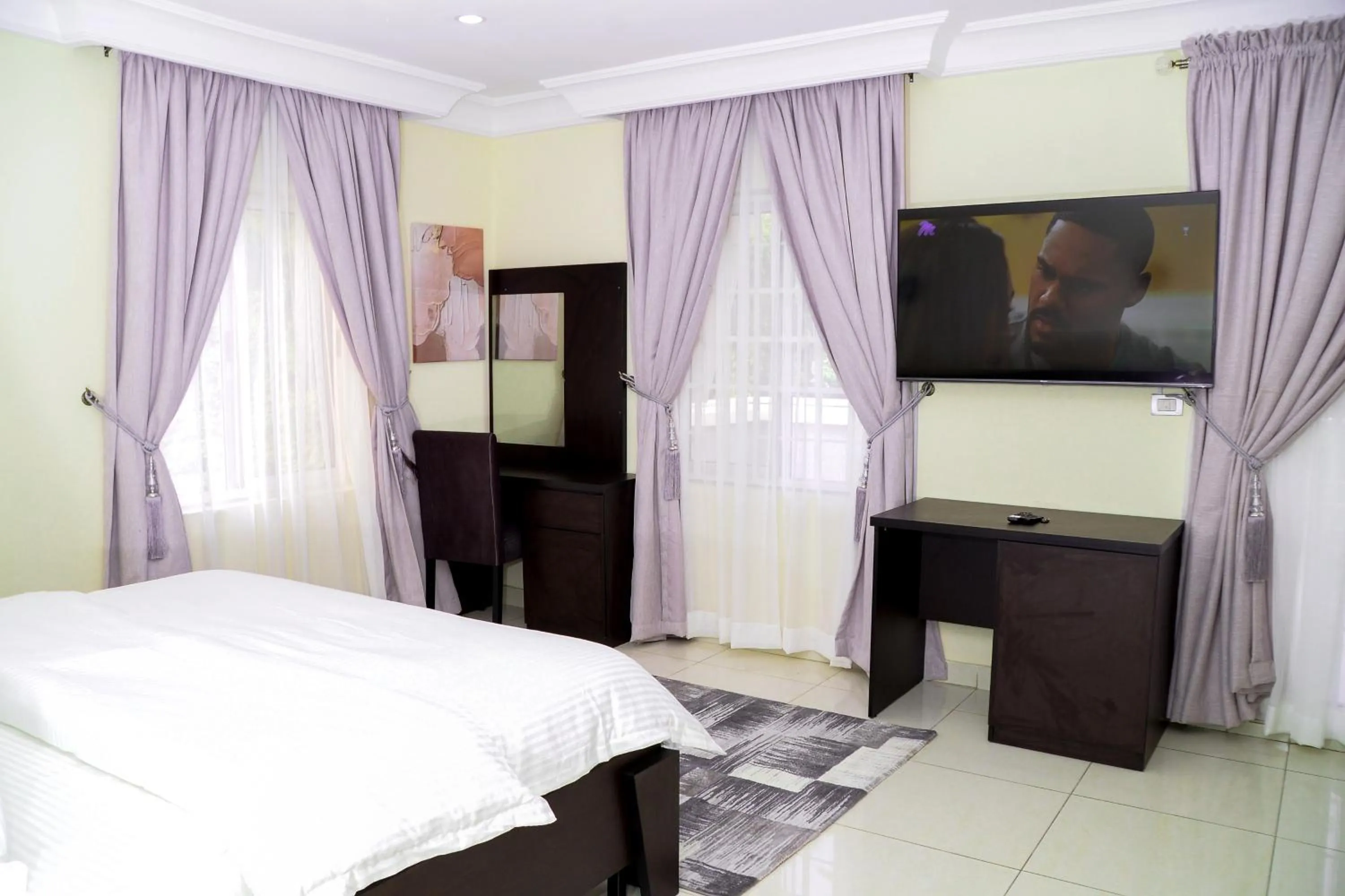 TV and multimedia, Bed in House 24